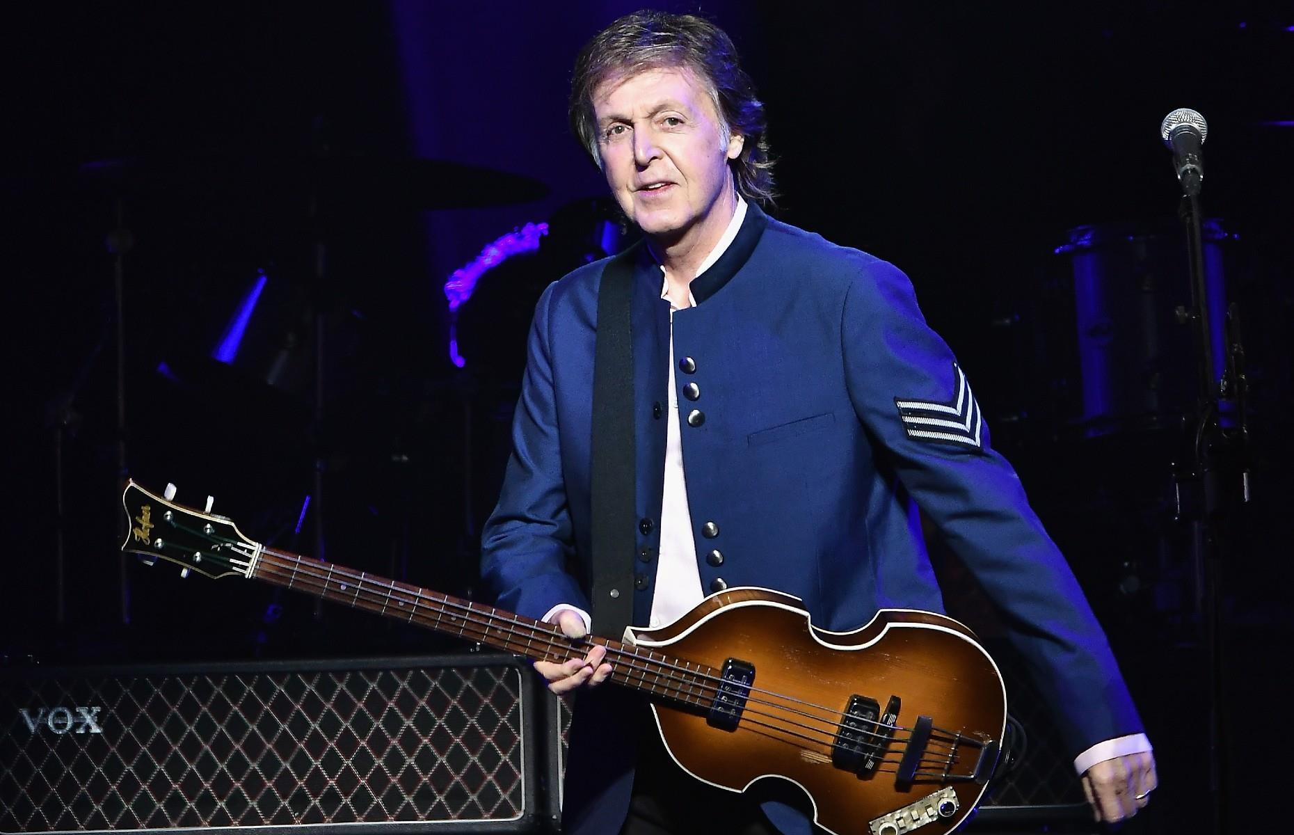 Paul McCartney: $1.300 millones (1.200 millones de euros)