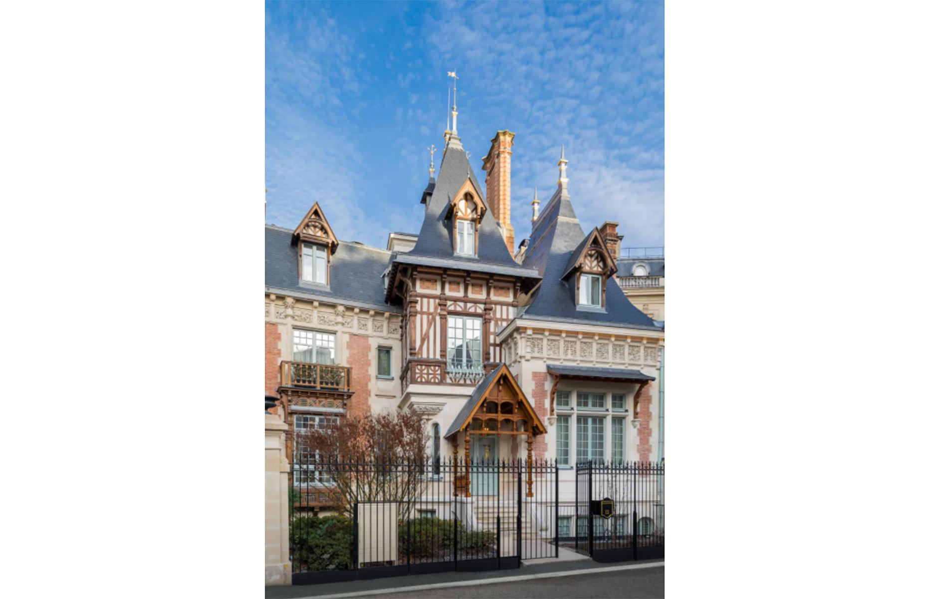 Parisian party pad, Paris, France 