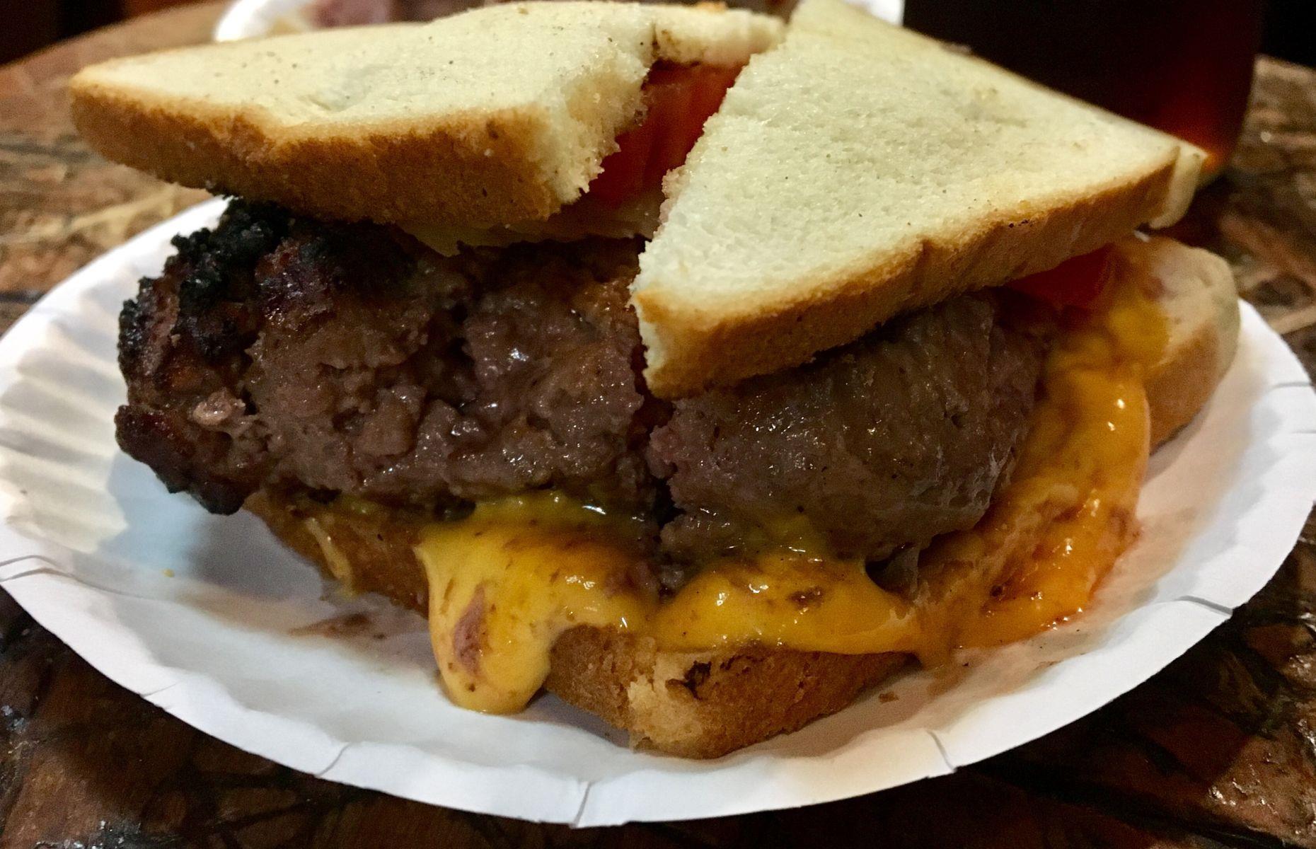 52. Connecticut: hamburger sandwich 
