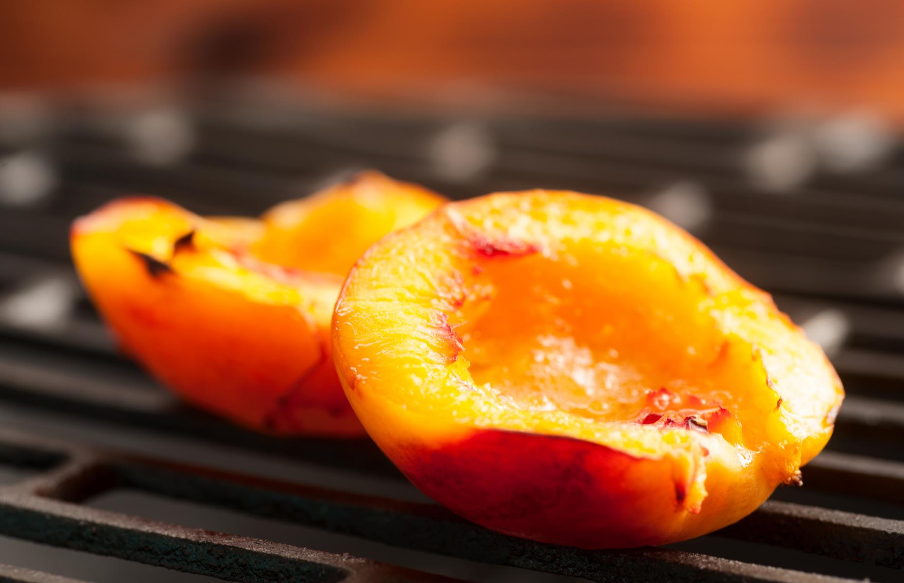 Barbecued fruit: nectarines (70 calories)