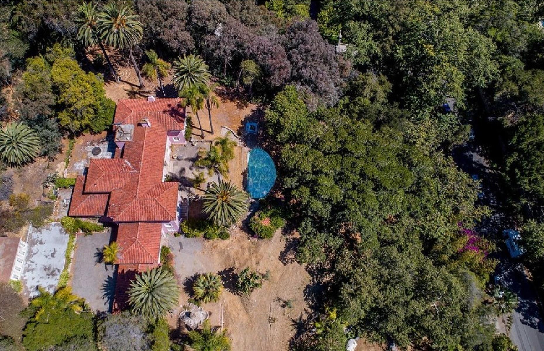 Rubbing shoulders with royalty