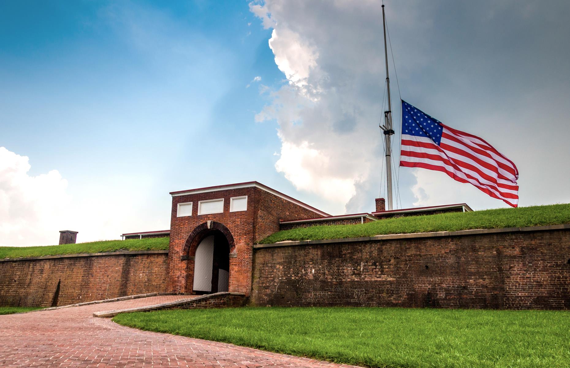 Мост имени фрэнсиса скотта в балтиморе. Fort MCHENRY Мэриленд. Форт МАКГЕНРИ В Балтиморе. Форты Мэриленда. Fort MCHENRY National Monument.