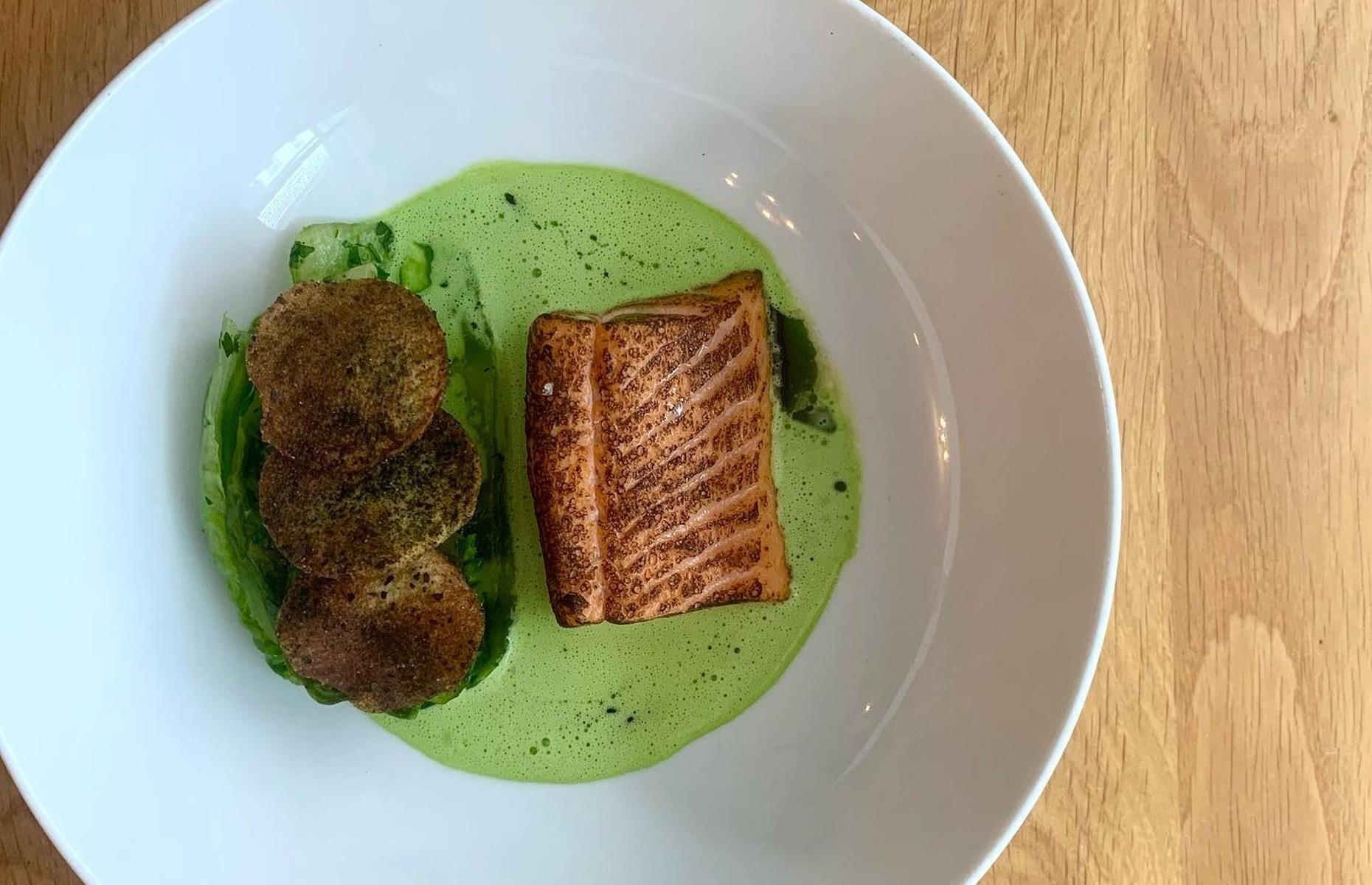 Cheshire: Sticky Walnut, Chester