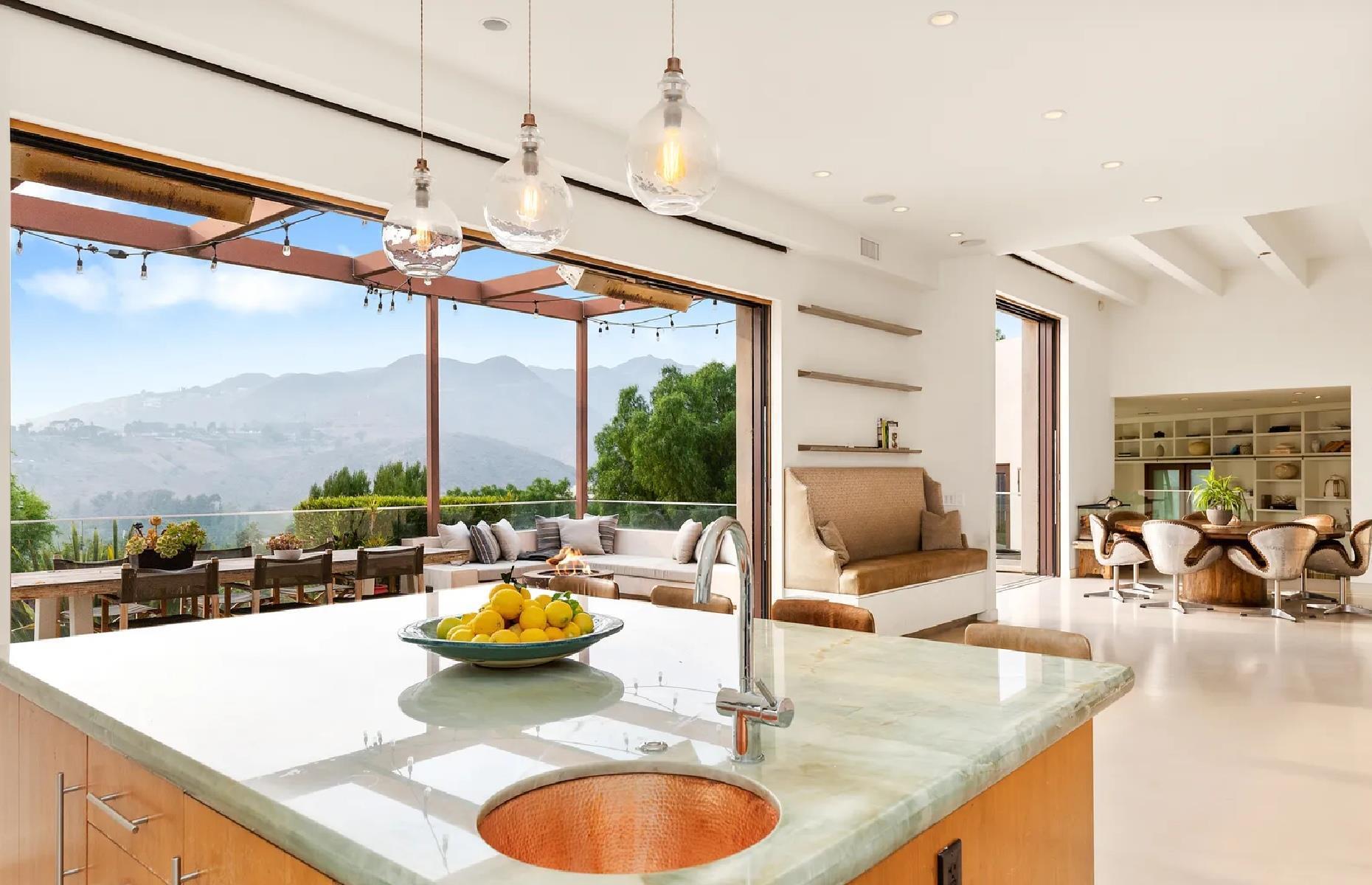 Chris Hemsworth’s Malibu retreat