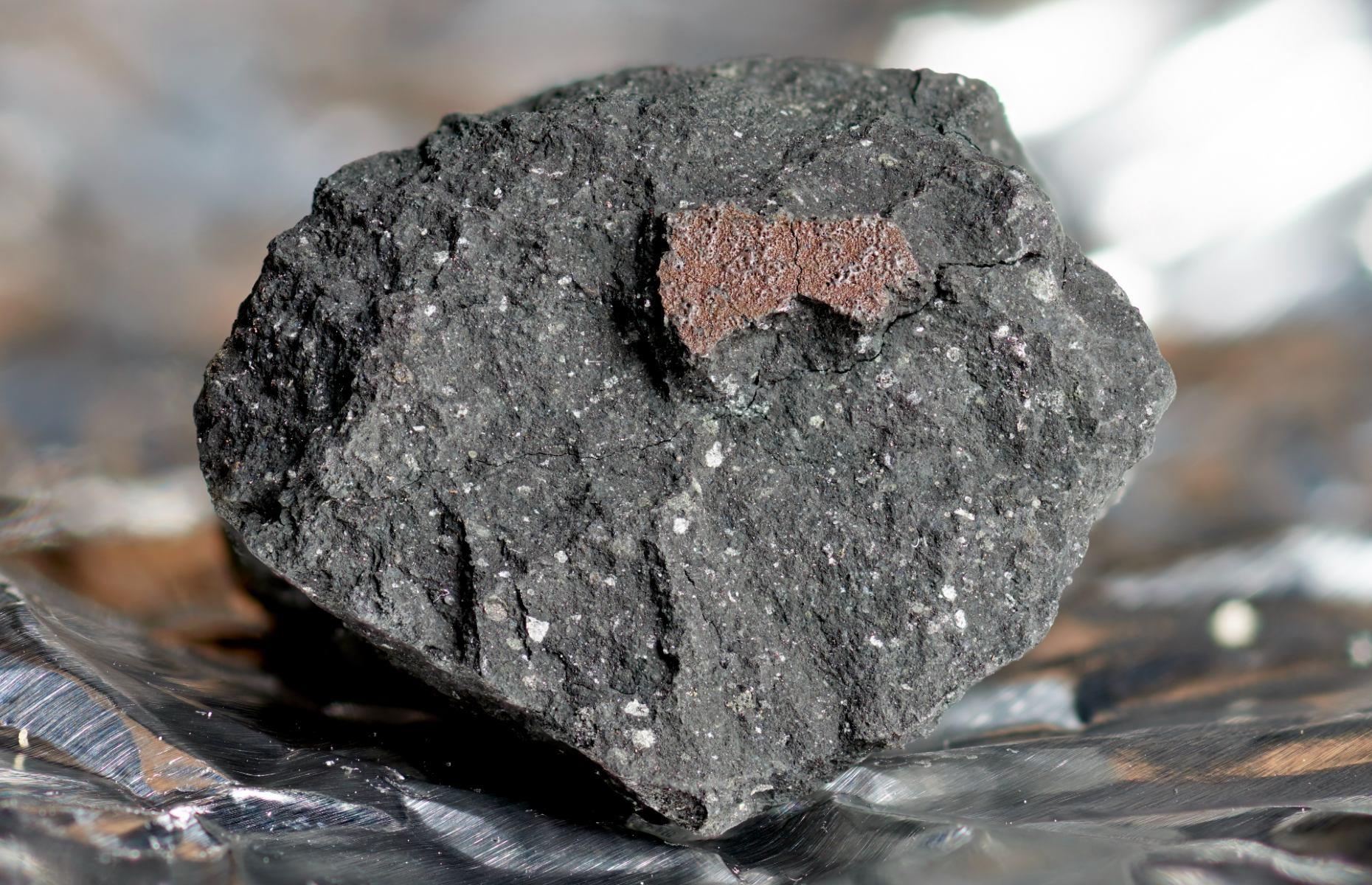 This meteorite may reveal where the Earth's water comes from