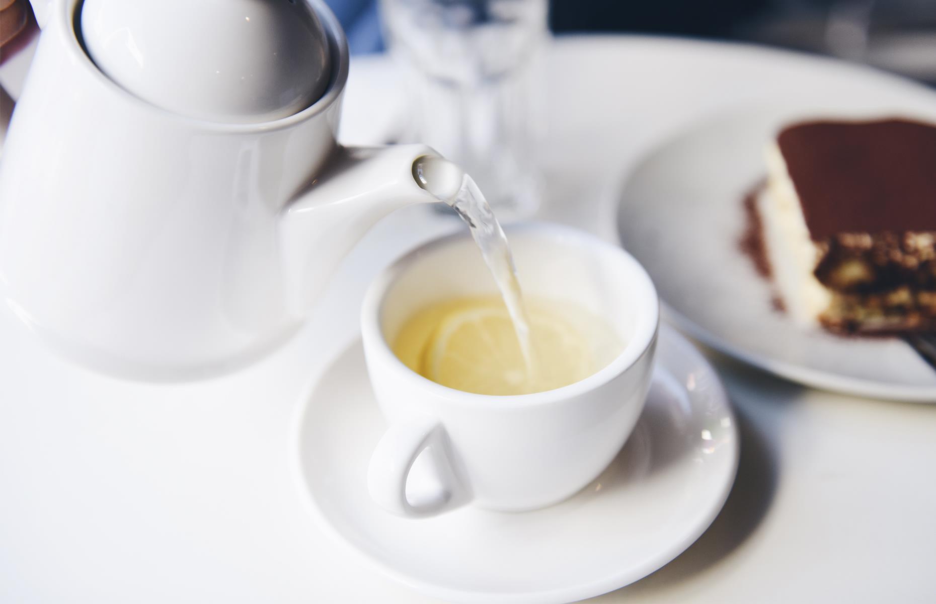 Avoid stirring tea clockwise