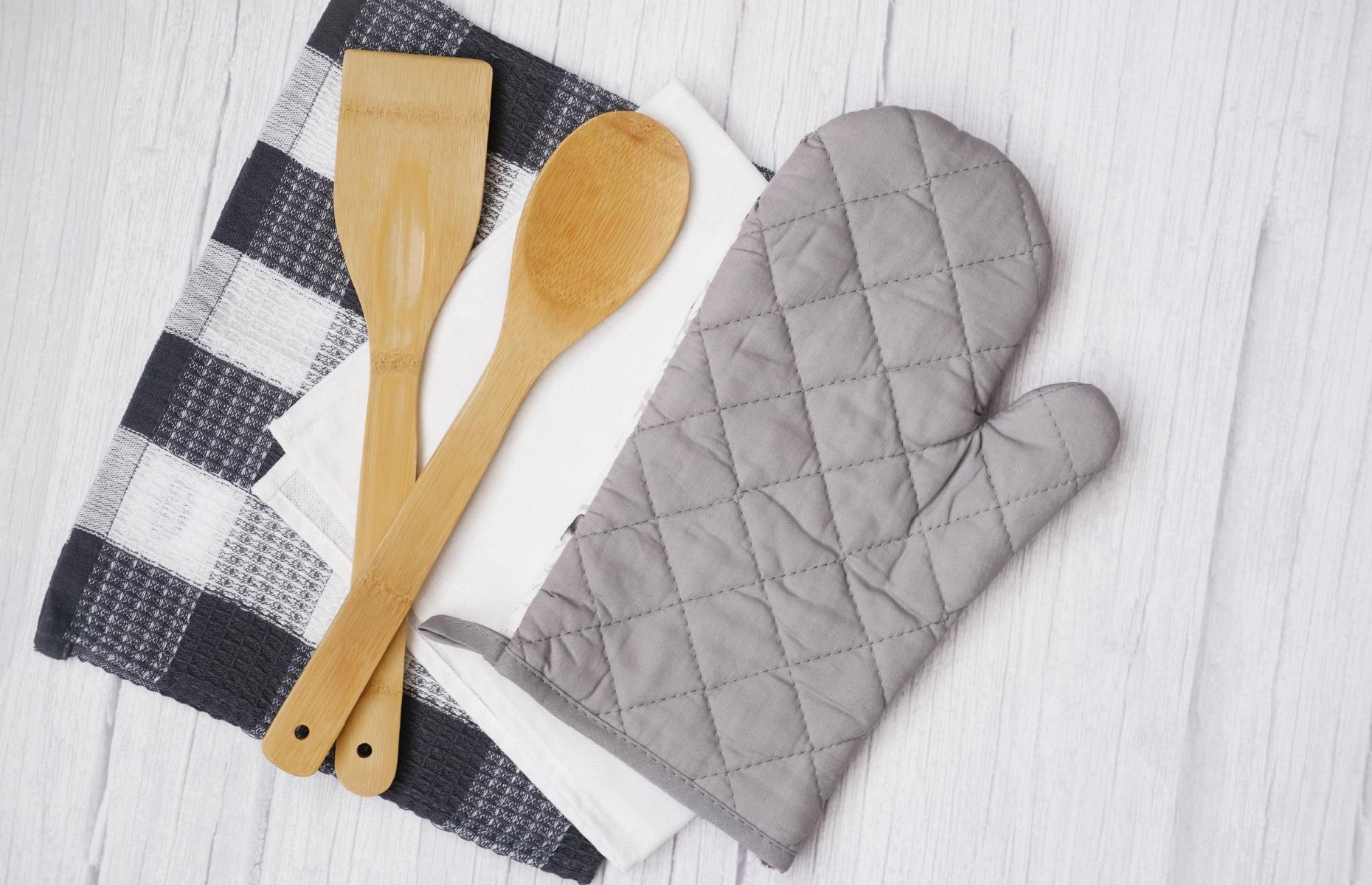 1960s: oven gloves (with Kevlar)
