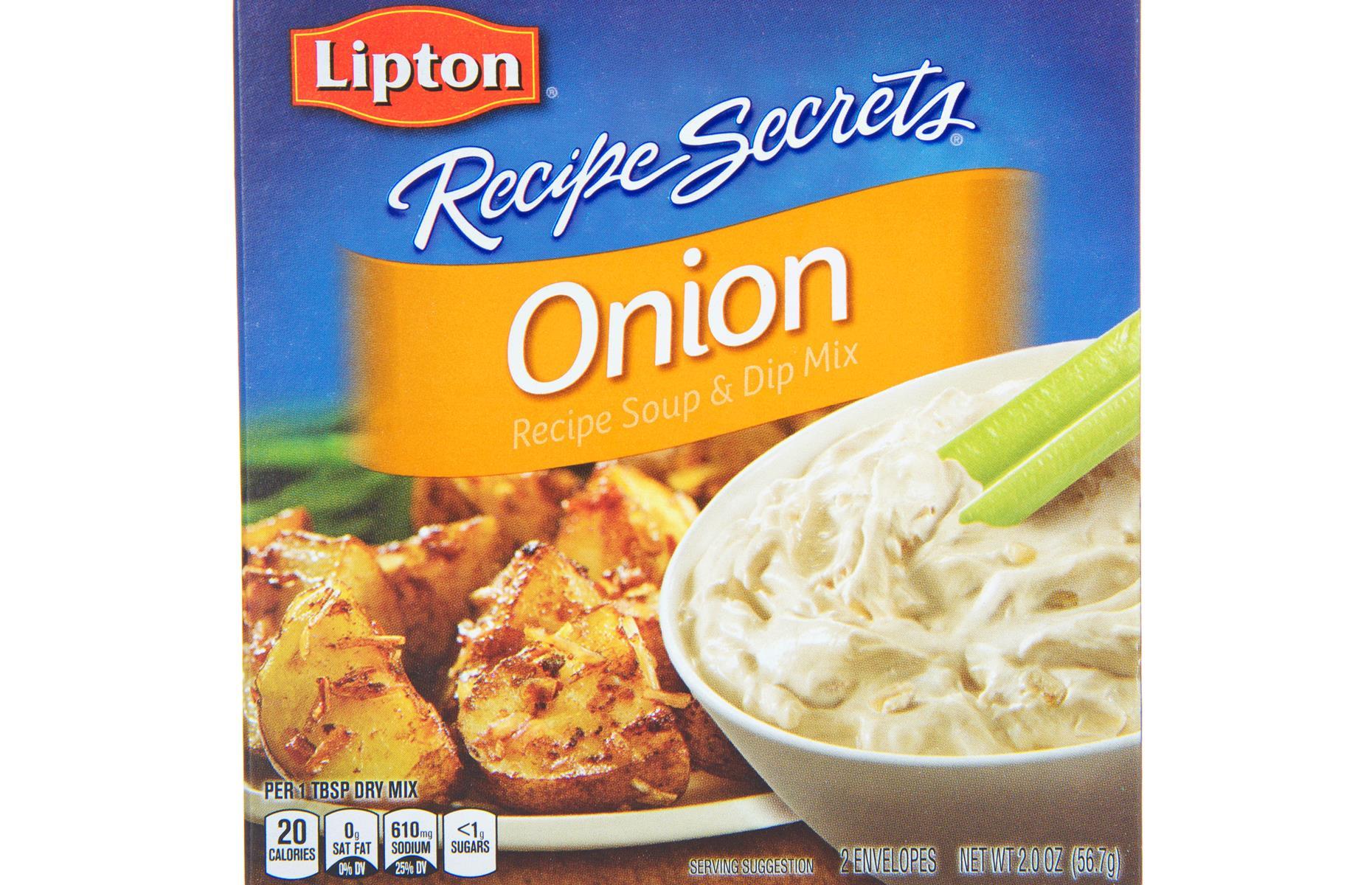 1960: Lipton onion soup dip