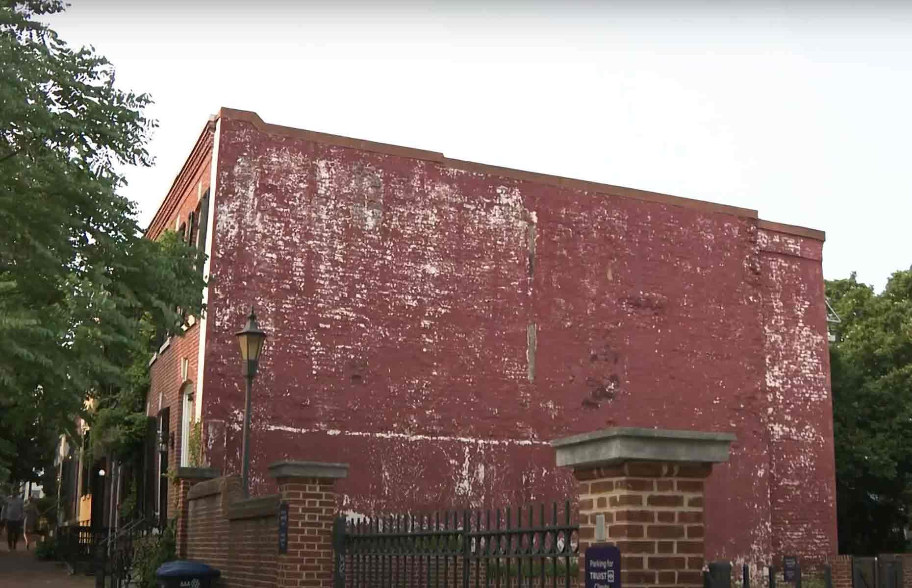 Disgruntled man listed part of homeowner's wall for £37k 