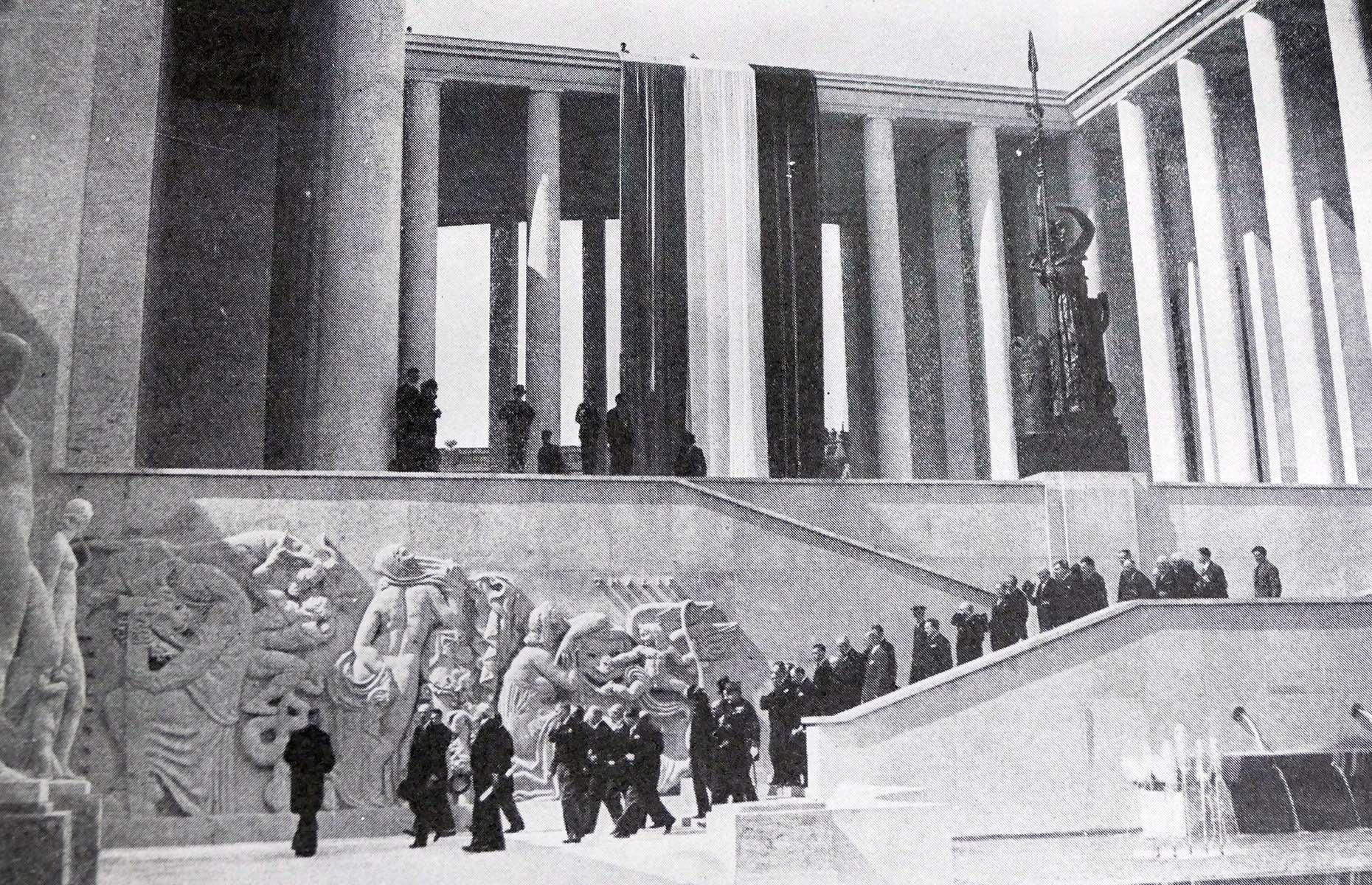 1937: Palais de Tokyo, Paris, France