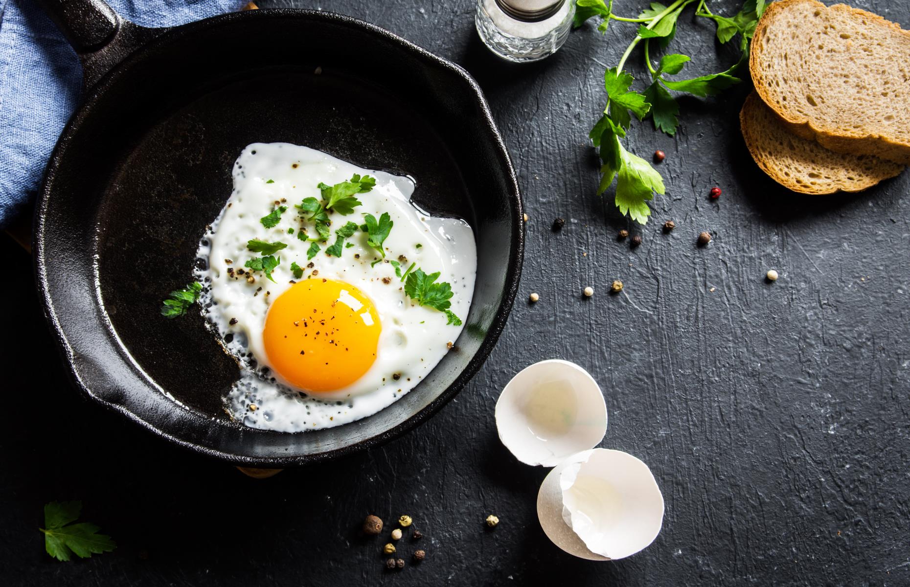Flip for perfect fried eggs