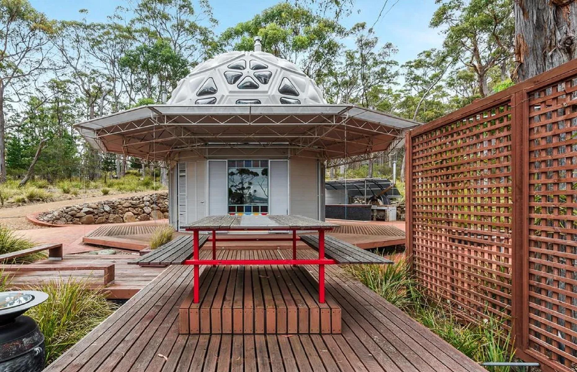 Geodesic dome house, Victoria, Australia