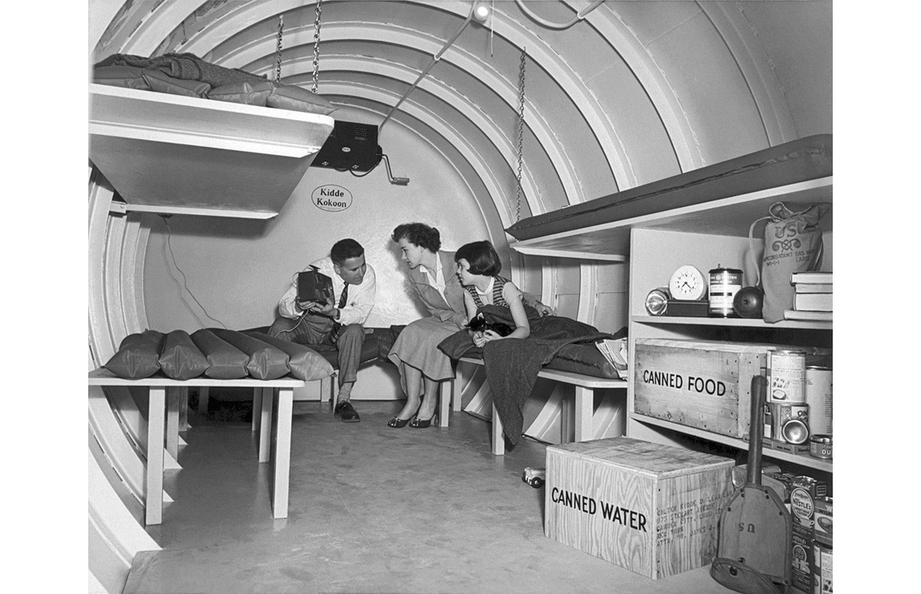 1955: The public prepares for nuclear warfare