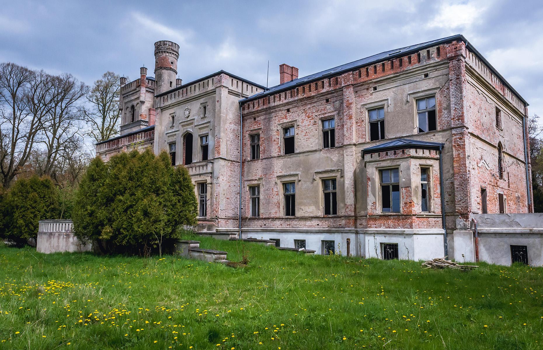 Palacio neogótico, Dreżewo, Polonia
