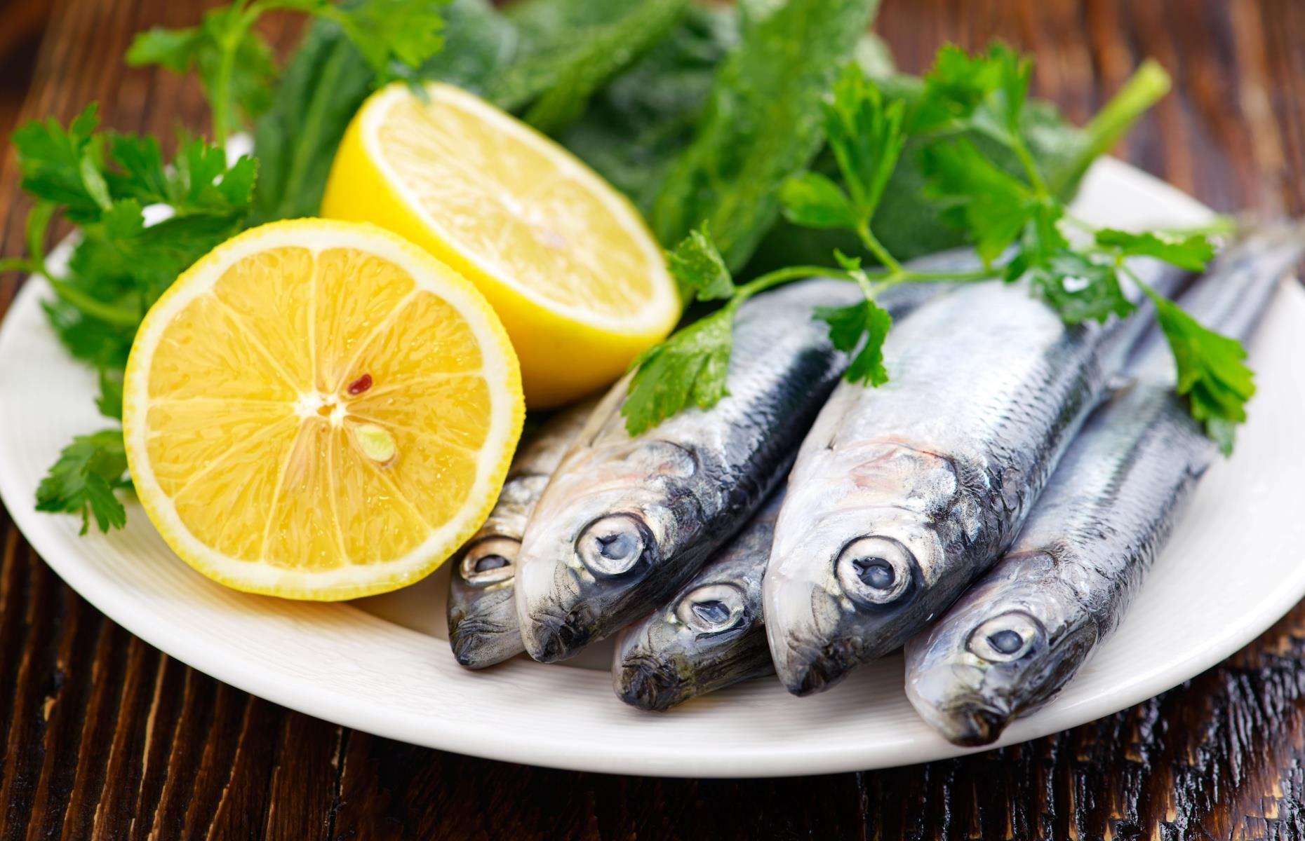 Sardines and lemon