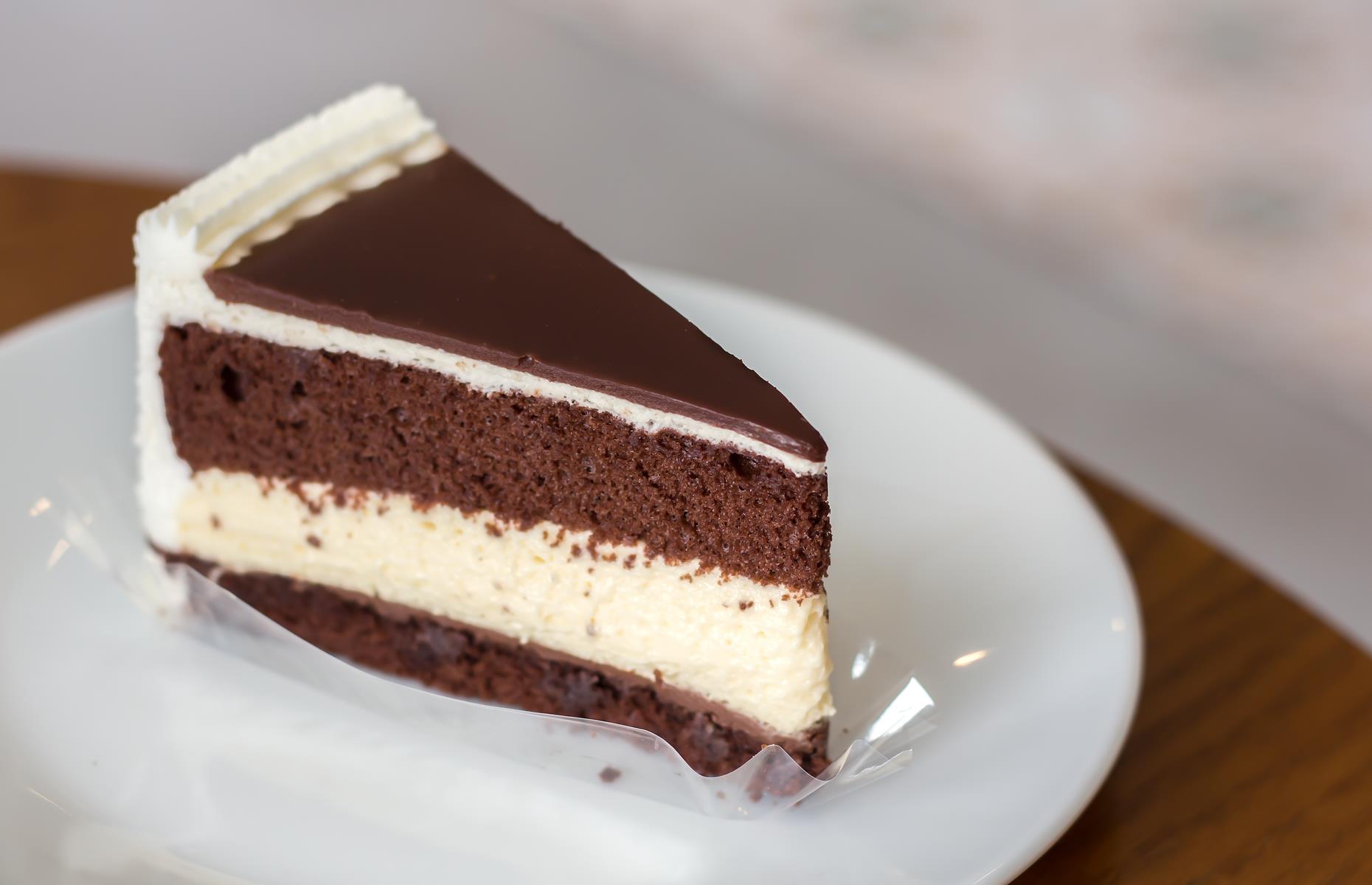 Massachusetts: Boston cream pie