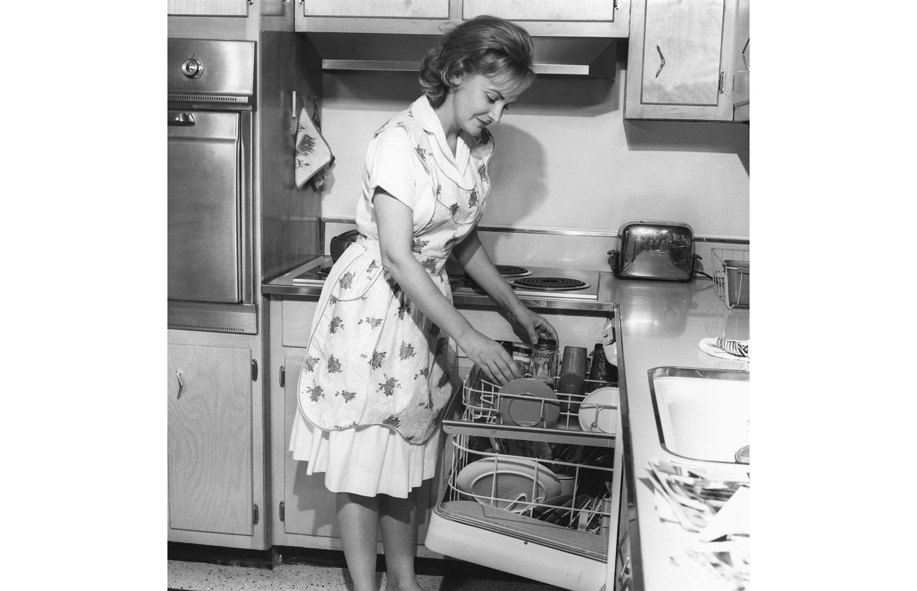 1950s: dishwashers are on the rise