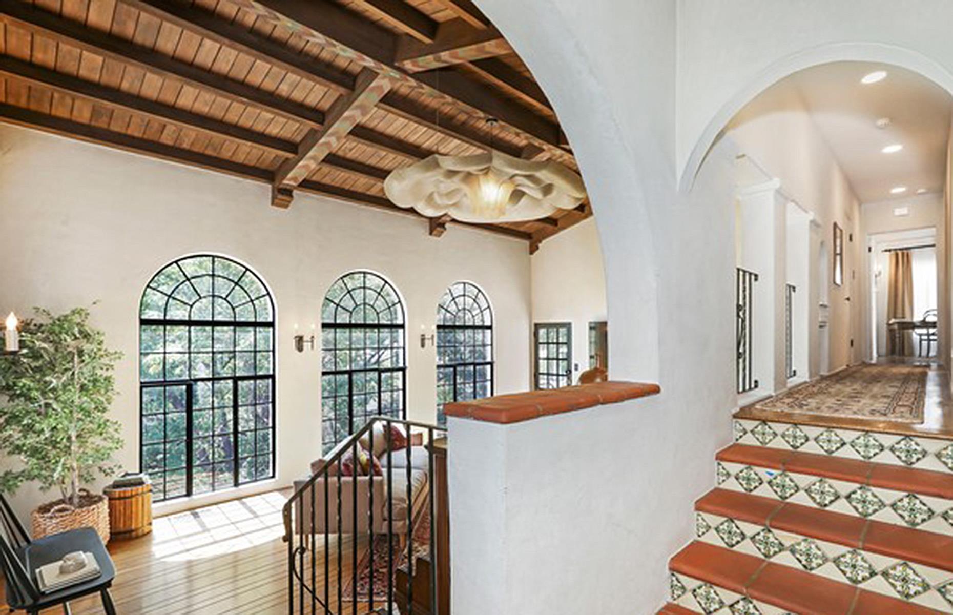 Jason Segel's vintage LA home: $2.8 million (£2.3m)