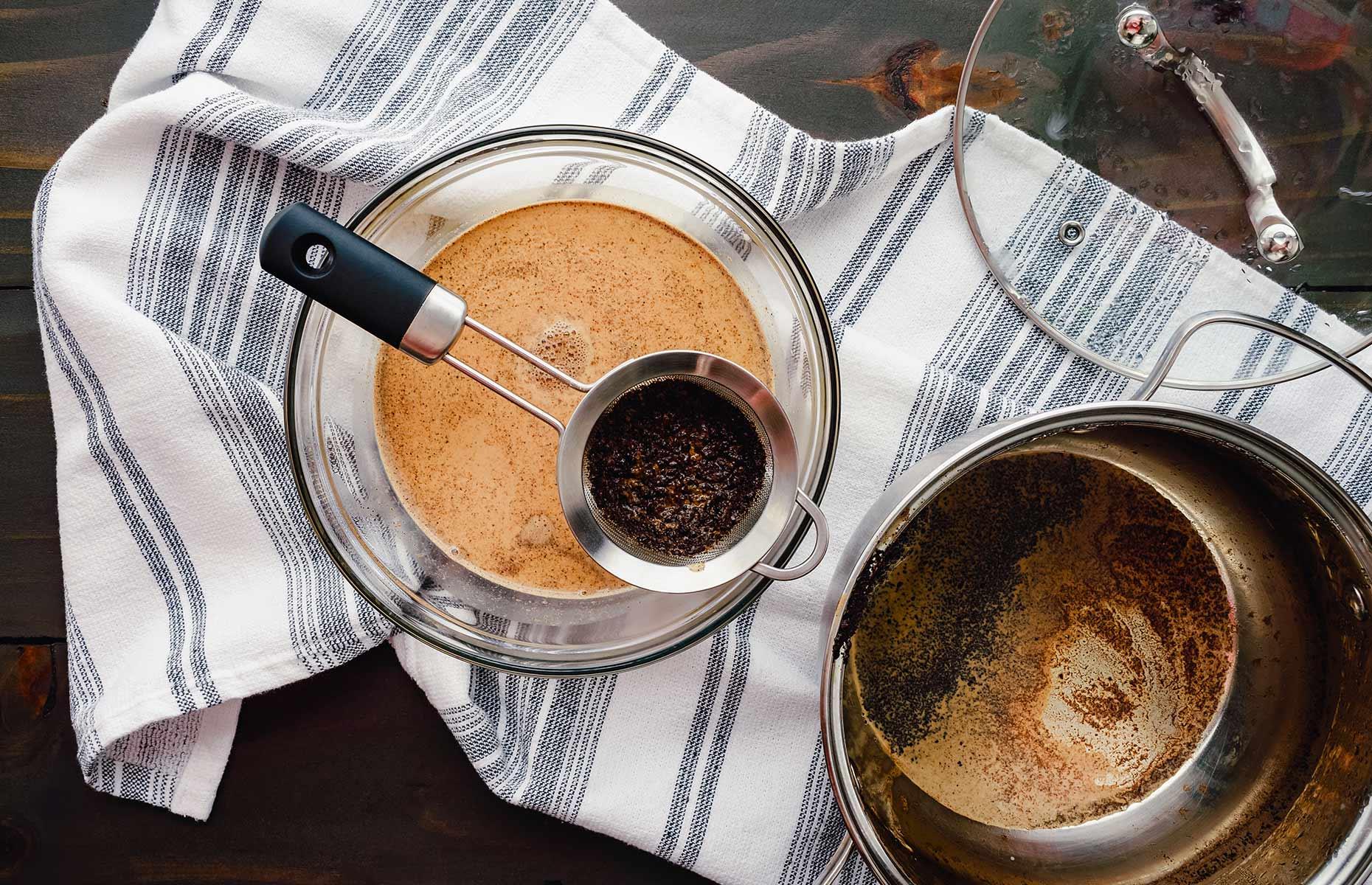 Scour pots and pans