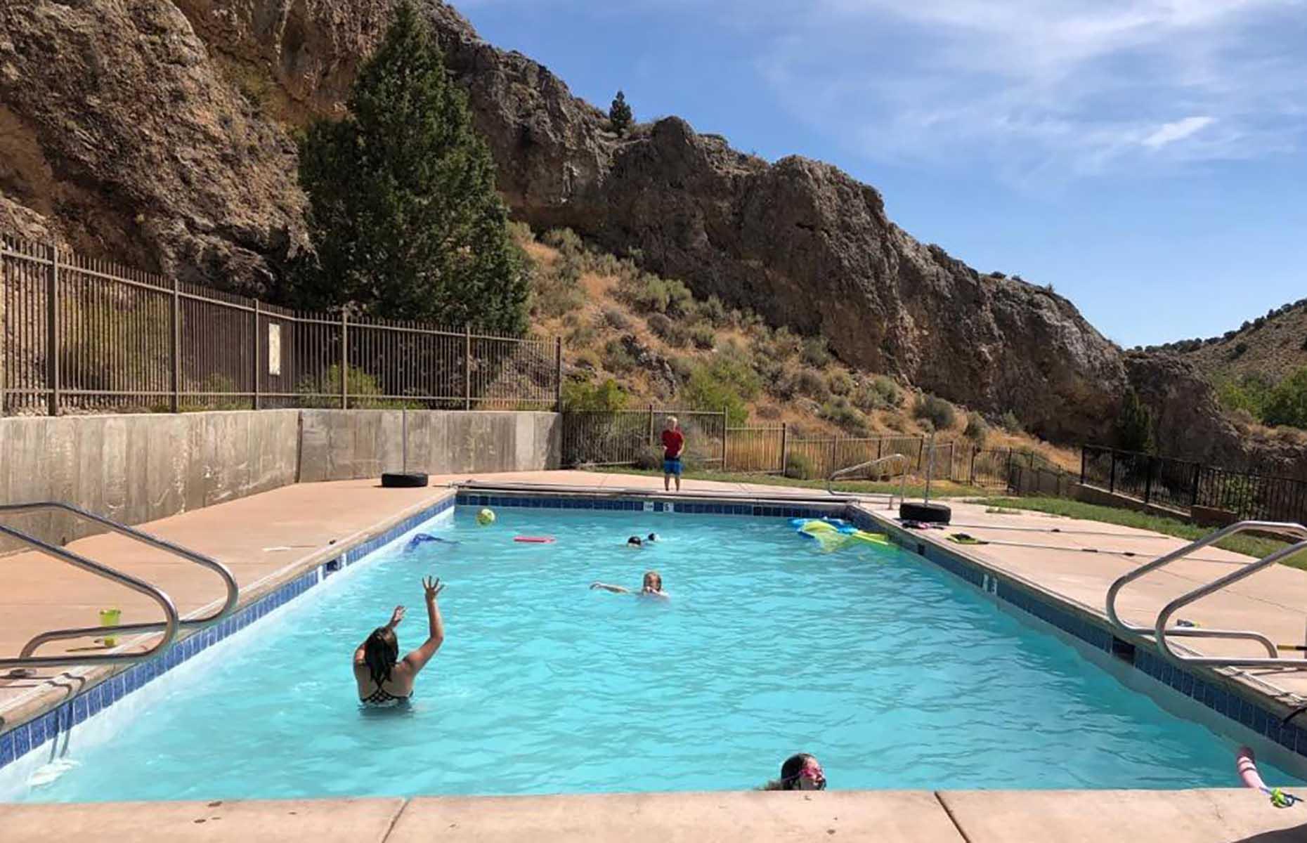 Nevada: Hidden Canyon Retreat, Baker