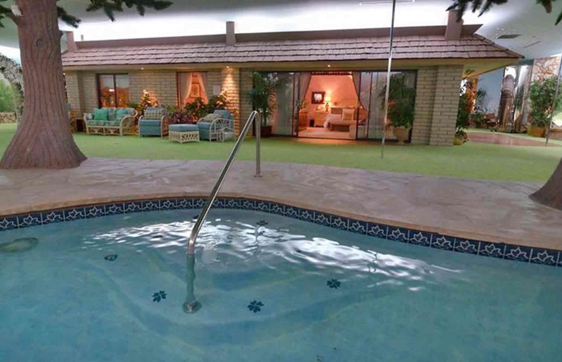 1970s underground retreat, Nevada, USA