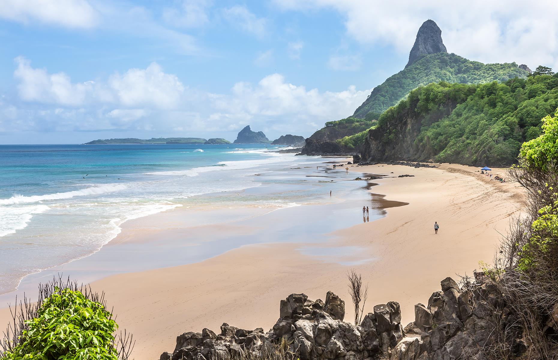 Báñate en la mejor playa del mundo en Brasil
