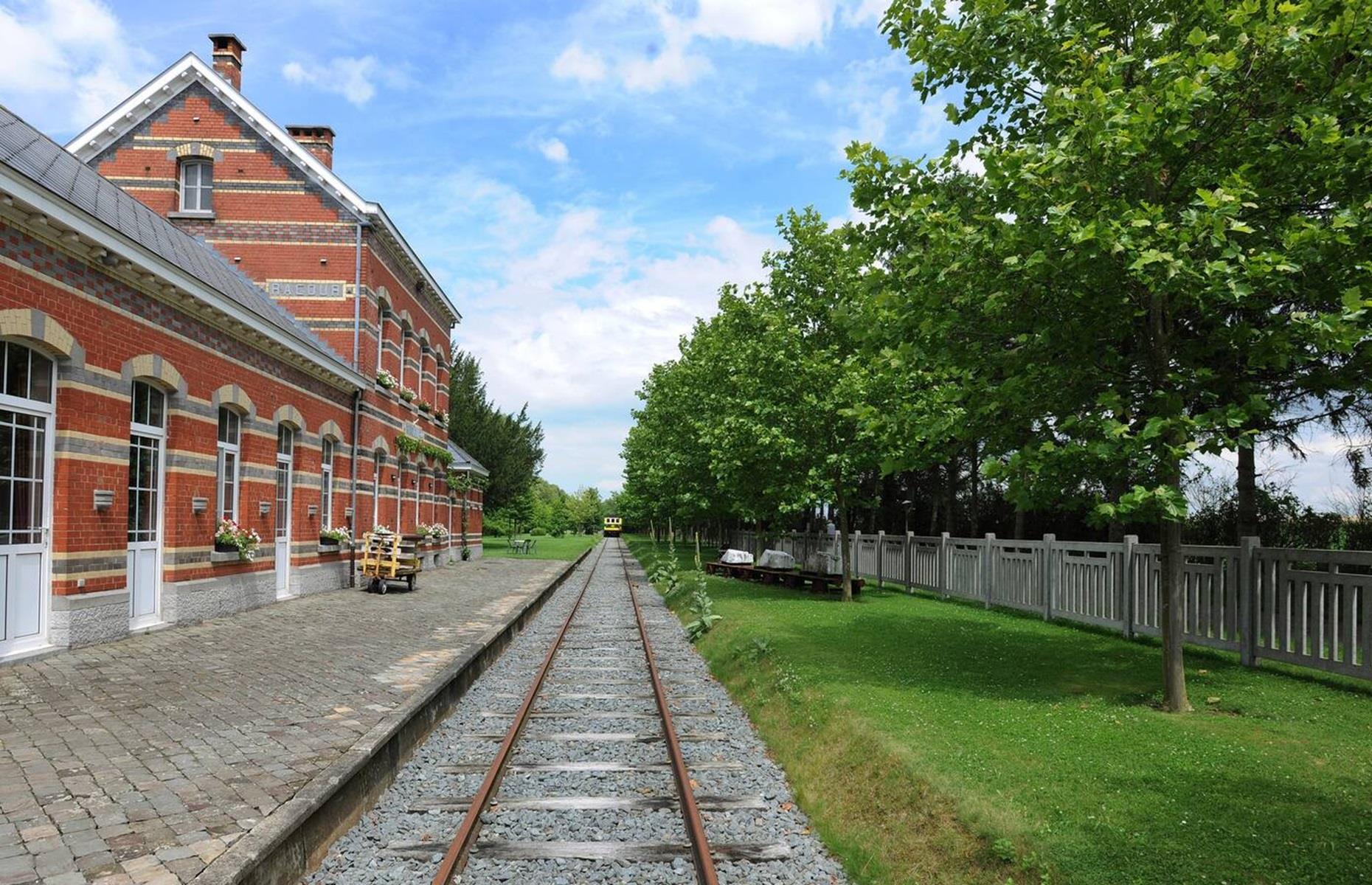Vagón de ferrocarril M2, Brabante Flamenco, Bélgica