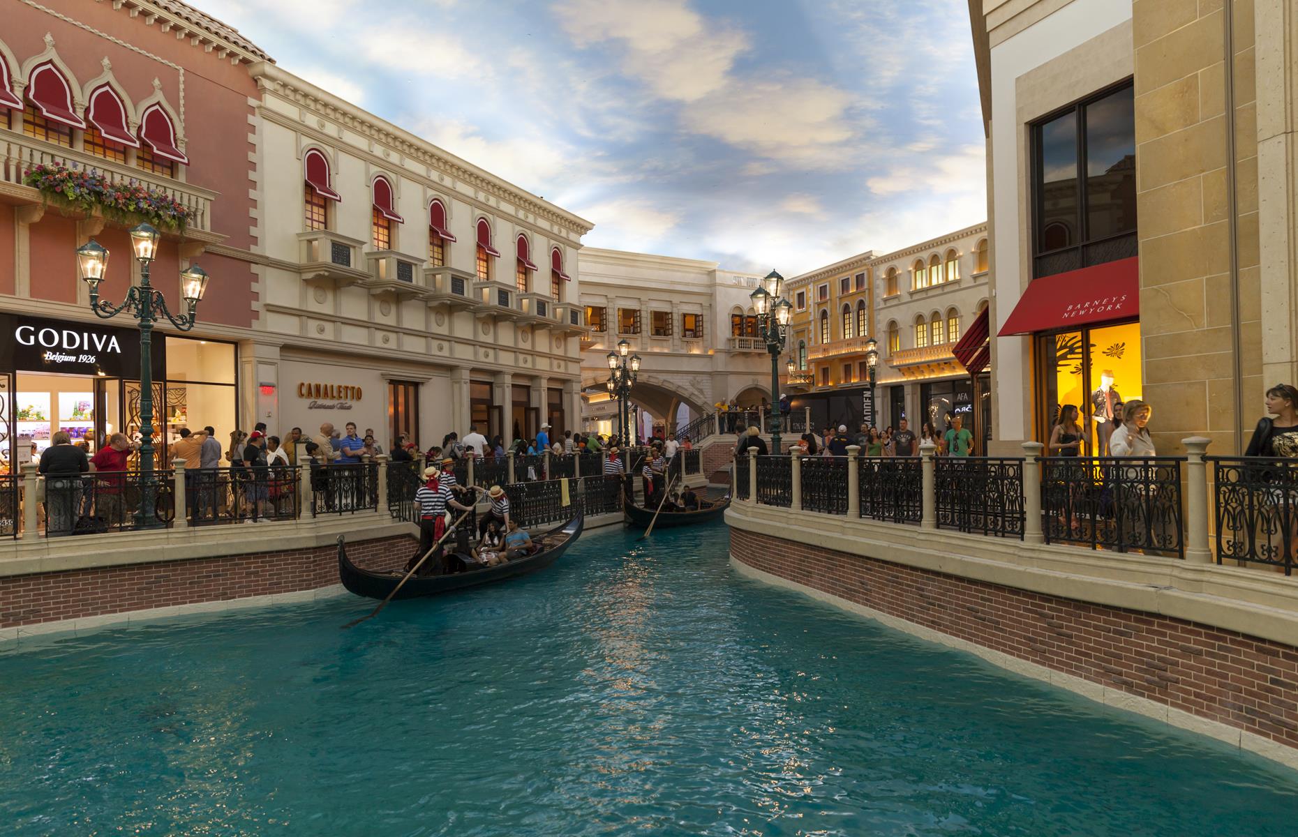 Grand Canal Shoppes, Las Vegas, USA: $2.3 billion (£1.9bn)