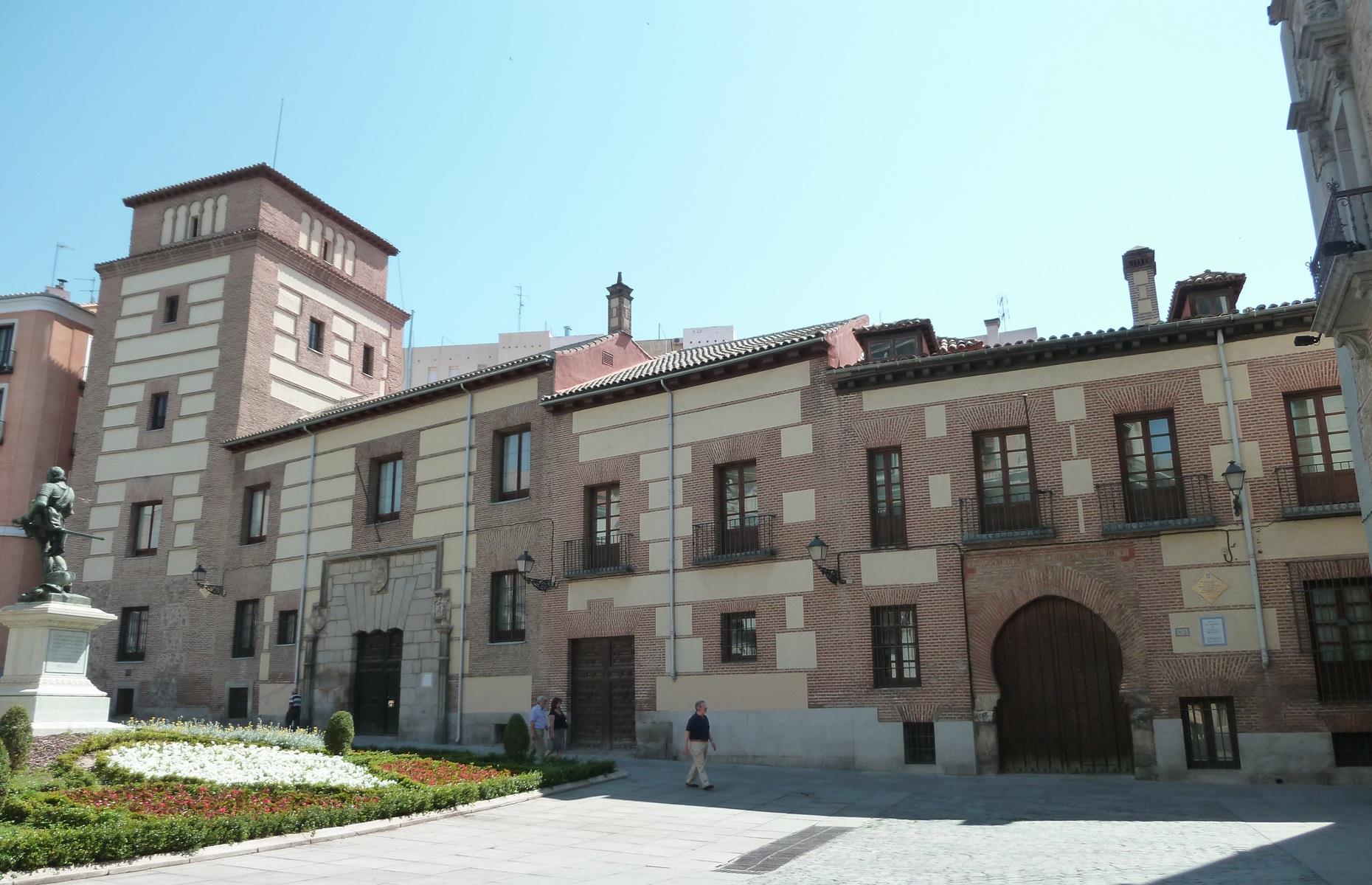 Casa and Torre de los Lujanes, Madrid, Spain