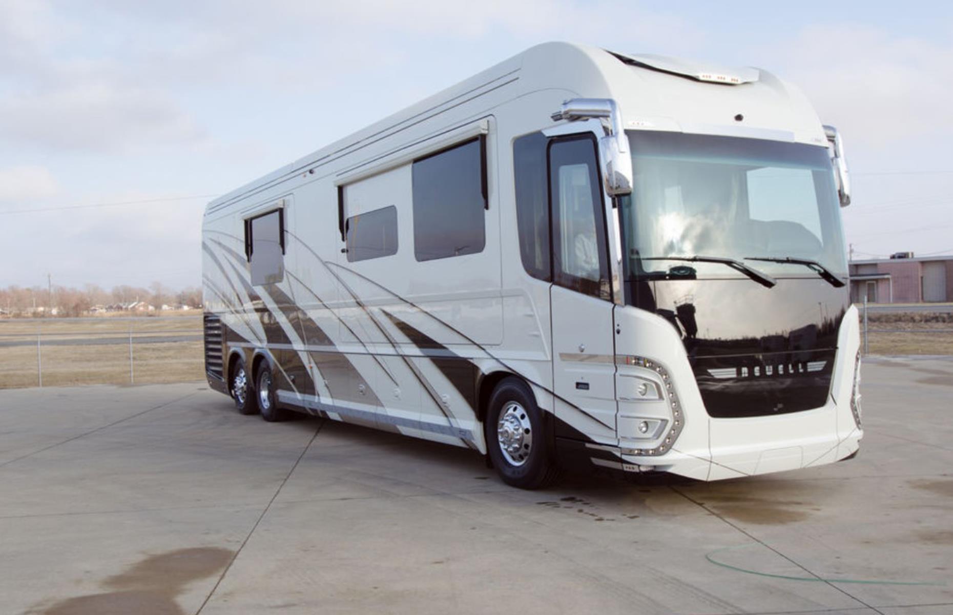Newell Coach P50: € 2 Mio.