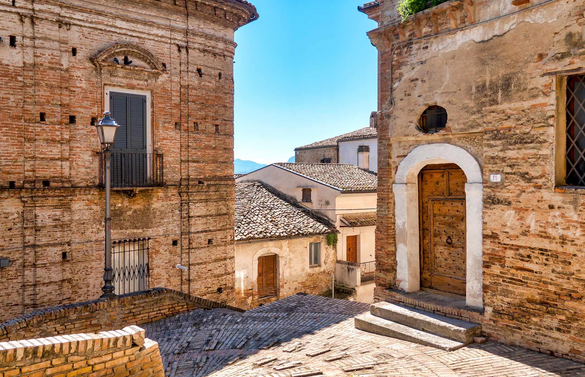 €1 homes in Penne, Abruzzo
