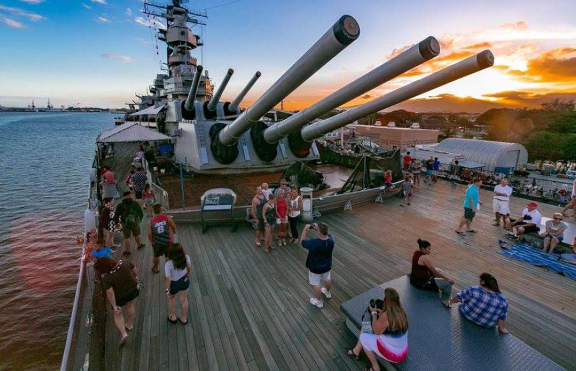 Battleship Missouri Memorial, Oahu