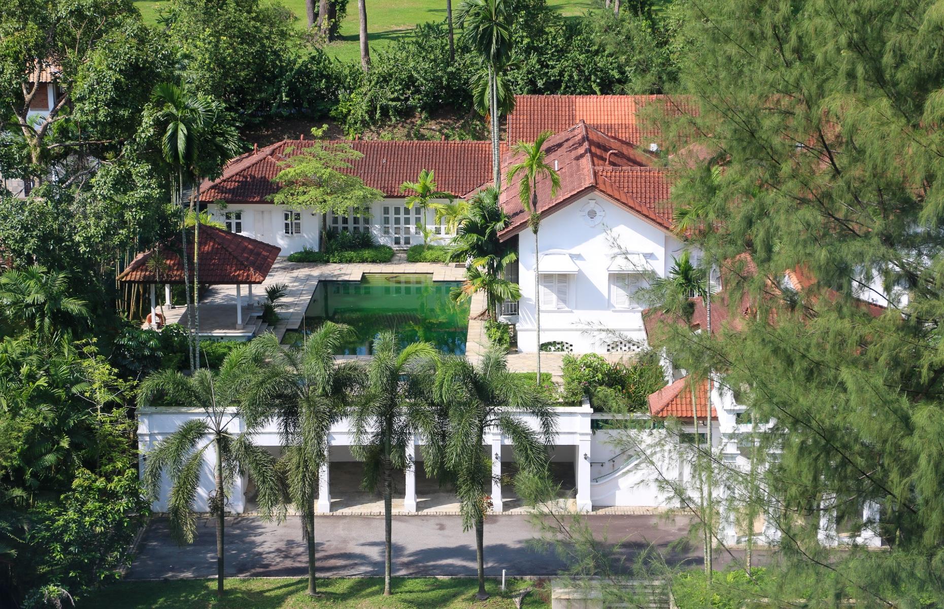 Singapore: exclusive ‘good class’ bungalows