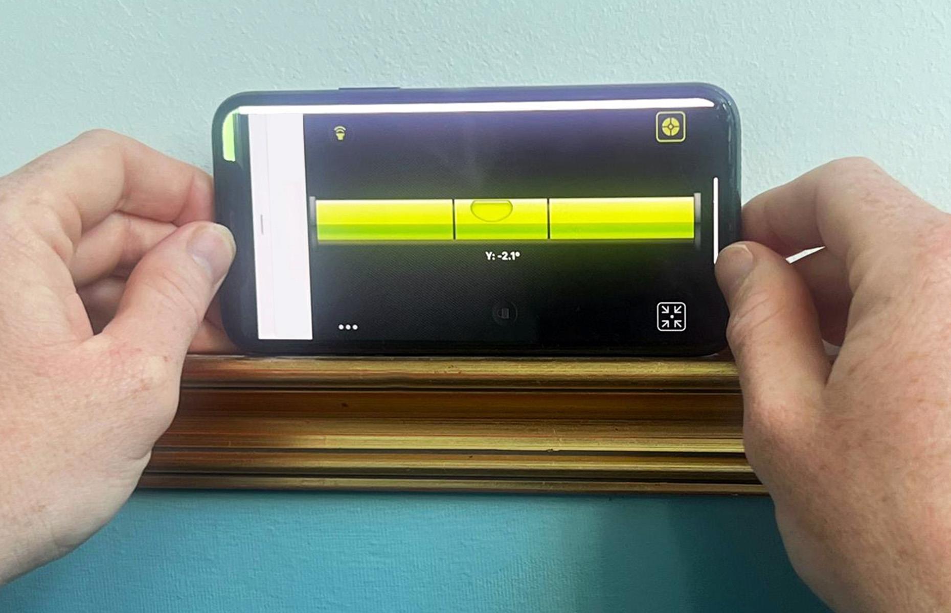 Turn your phone into a spirit level