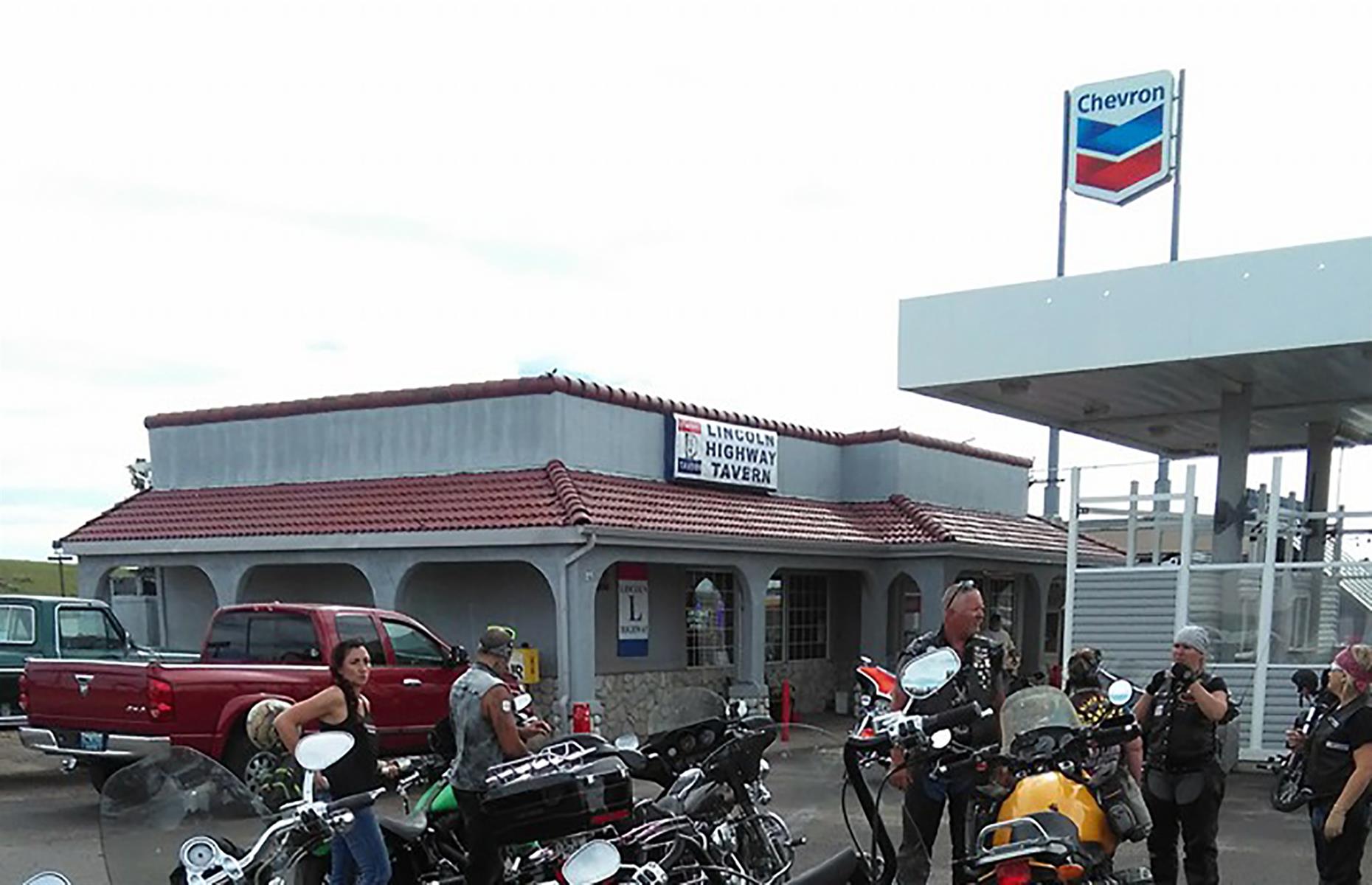 Wyoming: Lincoln Highway Tavern, Evanston