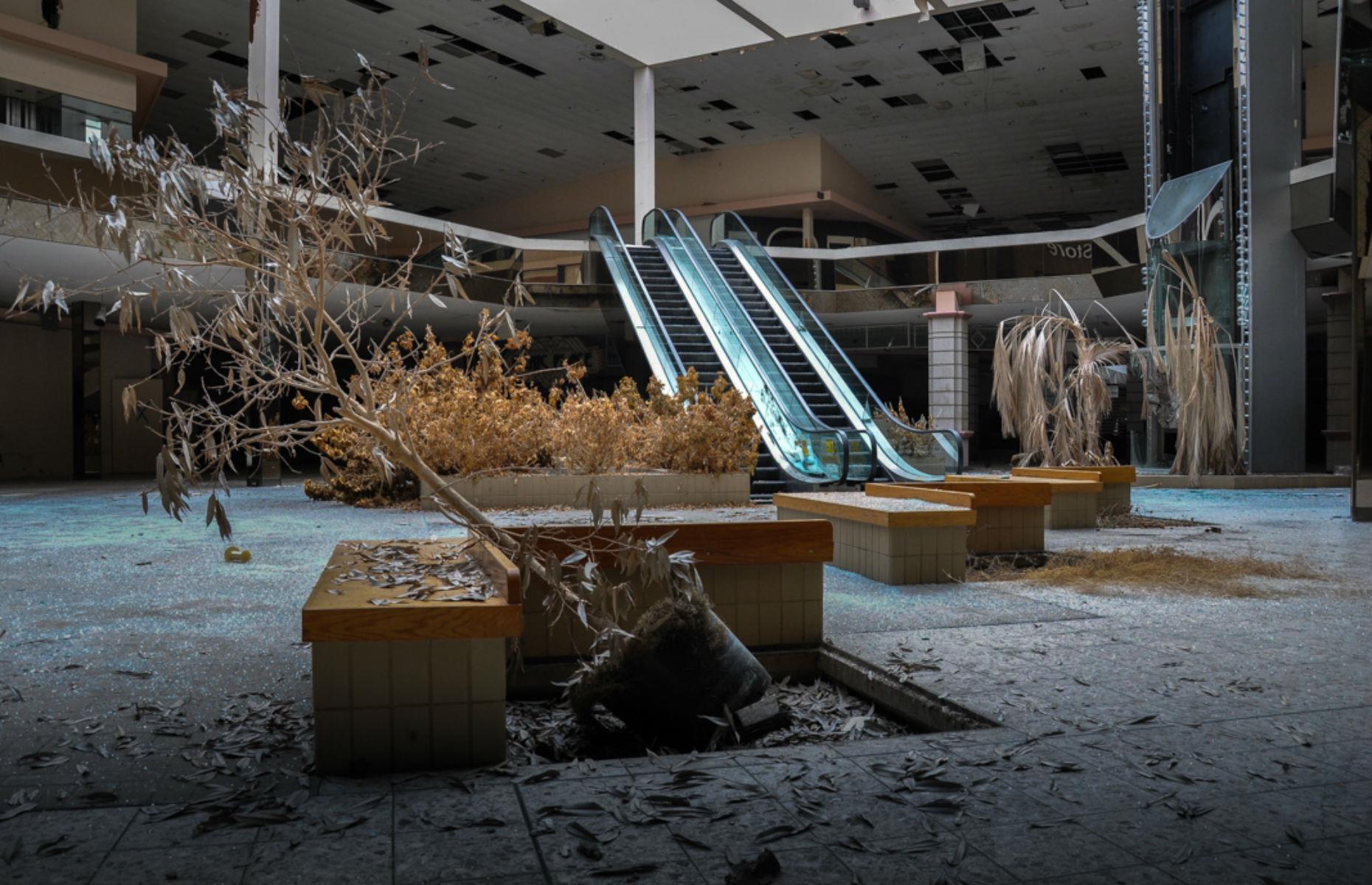 The story of murders that happened at various malls