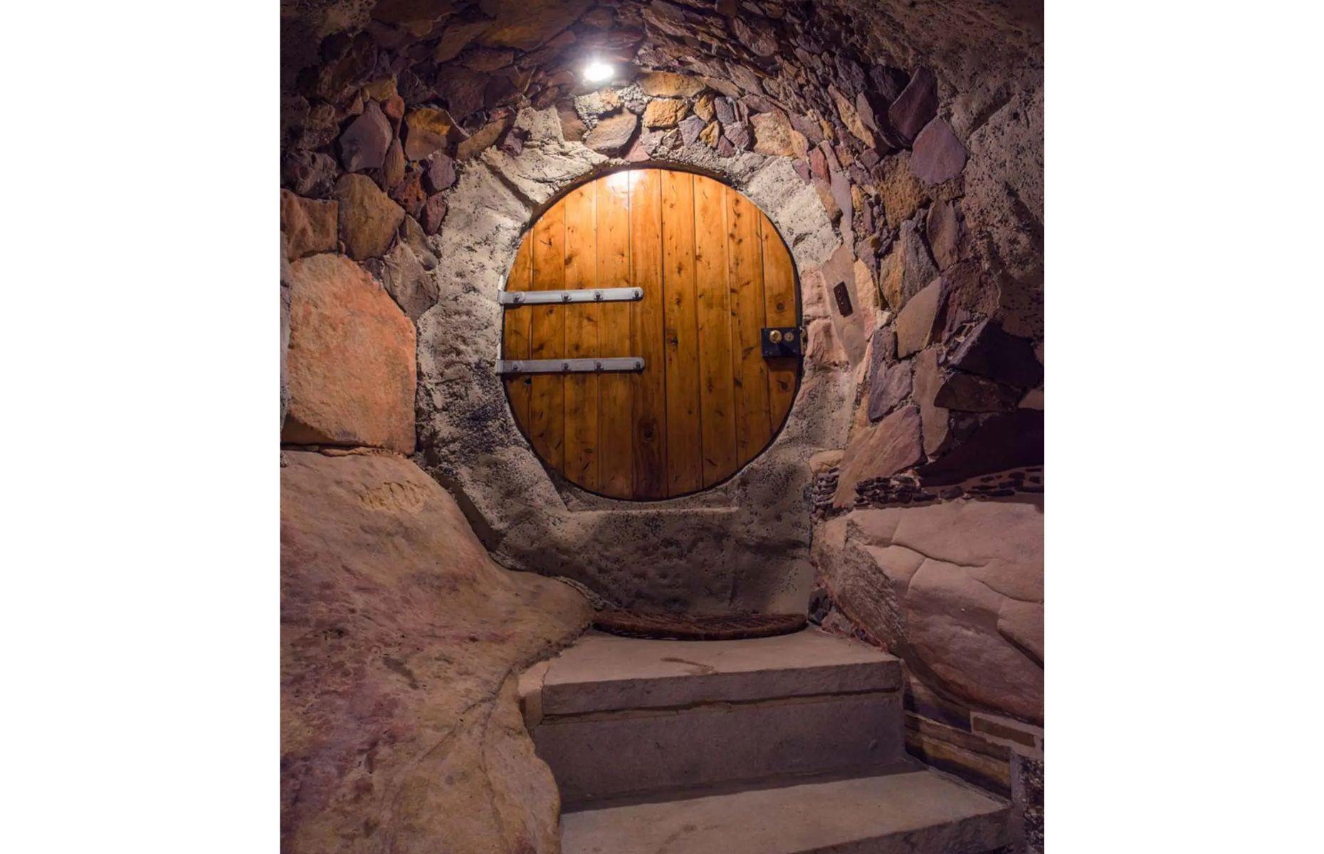 The Enchanted Cave, Blue Mountains, NSW