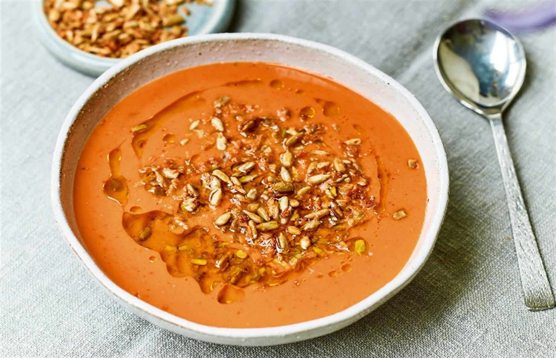 Thai red pepper soup