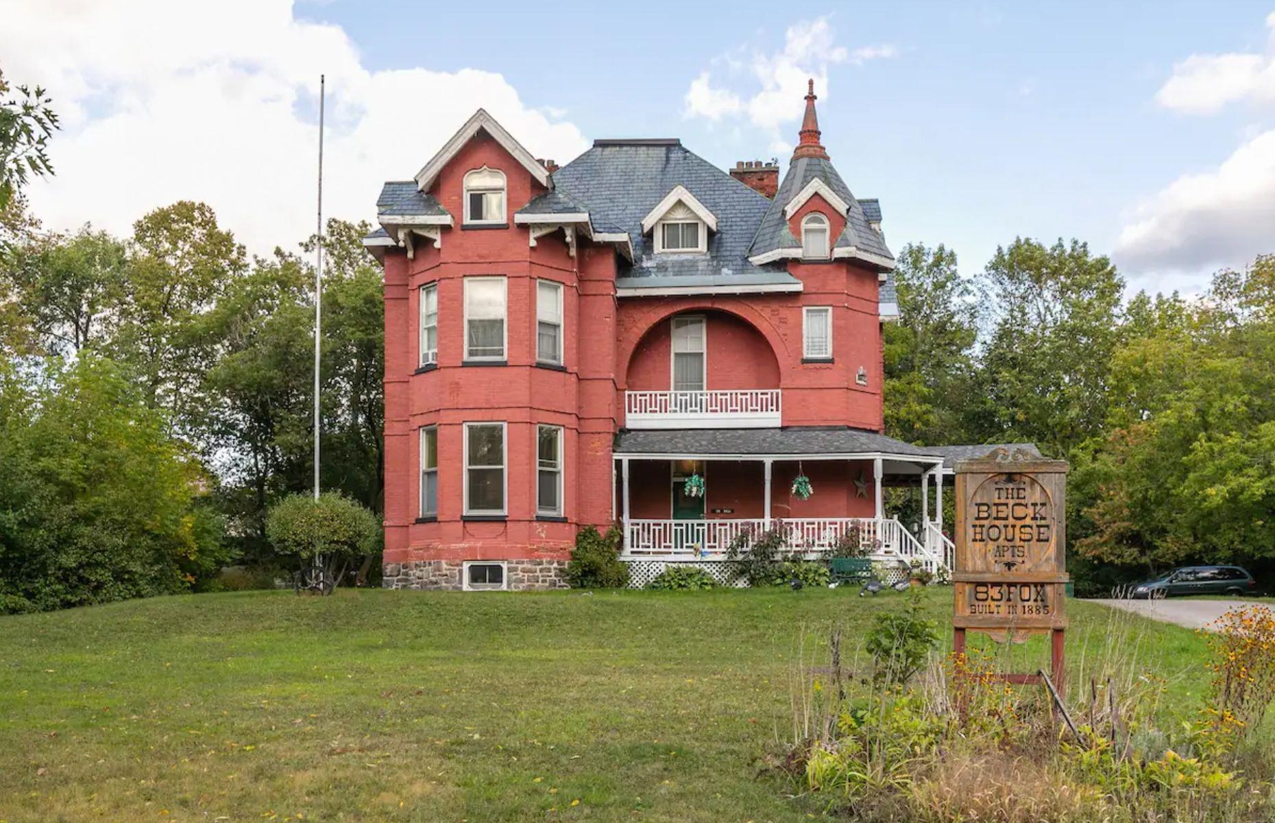 The Haunted House, Ontario, Canada 