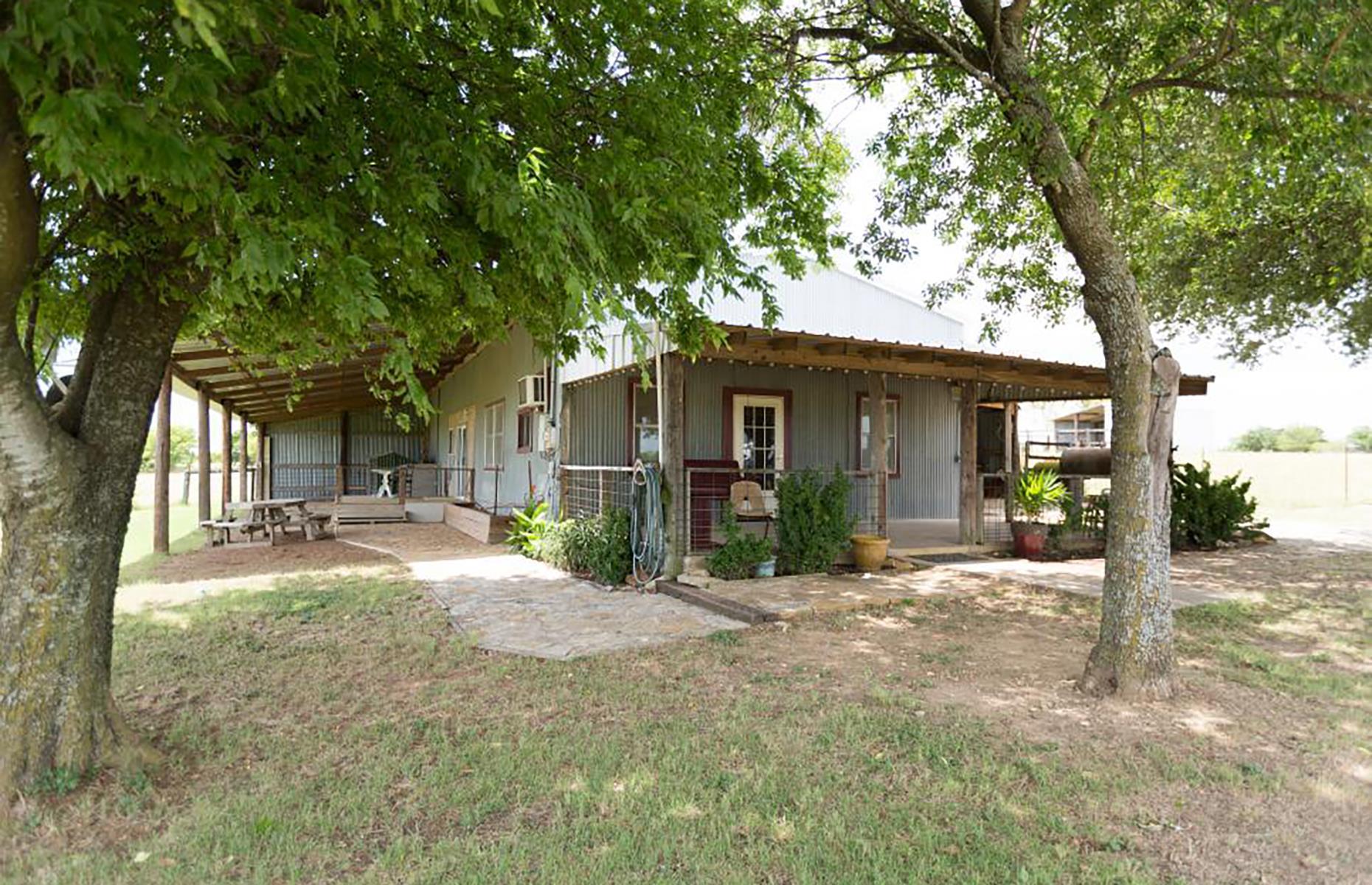 All-American farmhouse, Texas, USA
