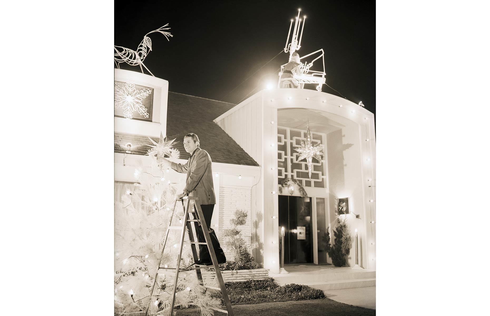 1950s: turning on the Christmas lights