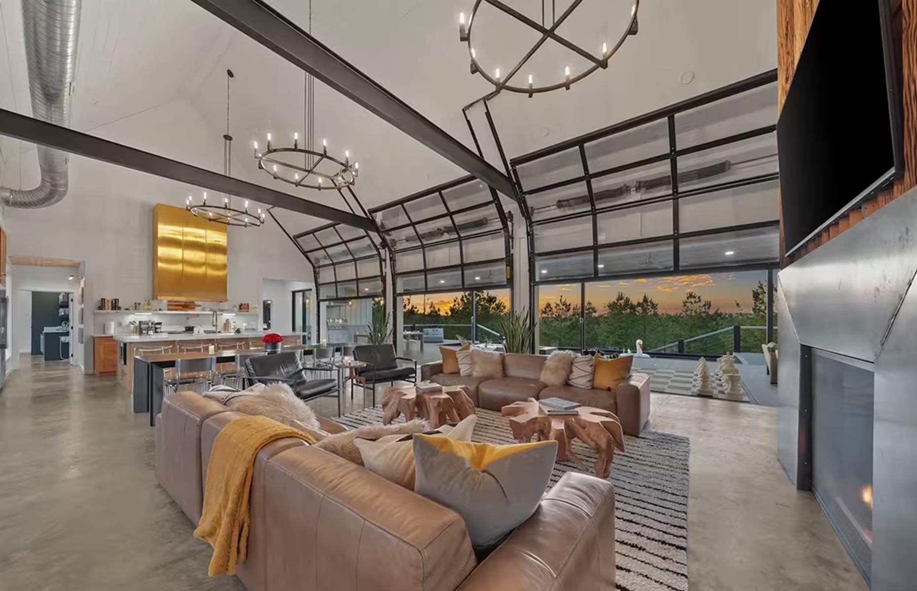 Vast, open living spaces