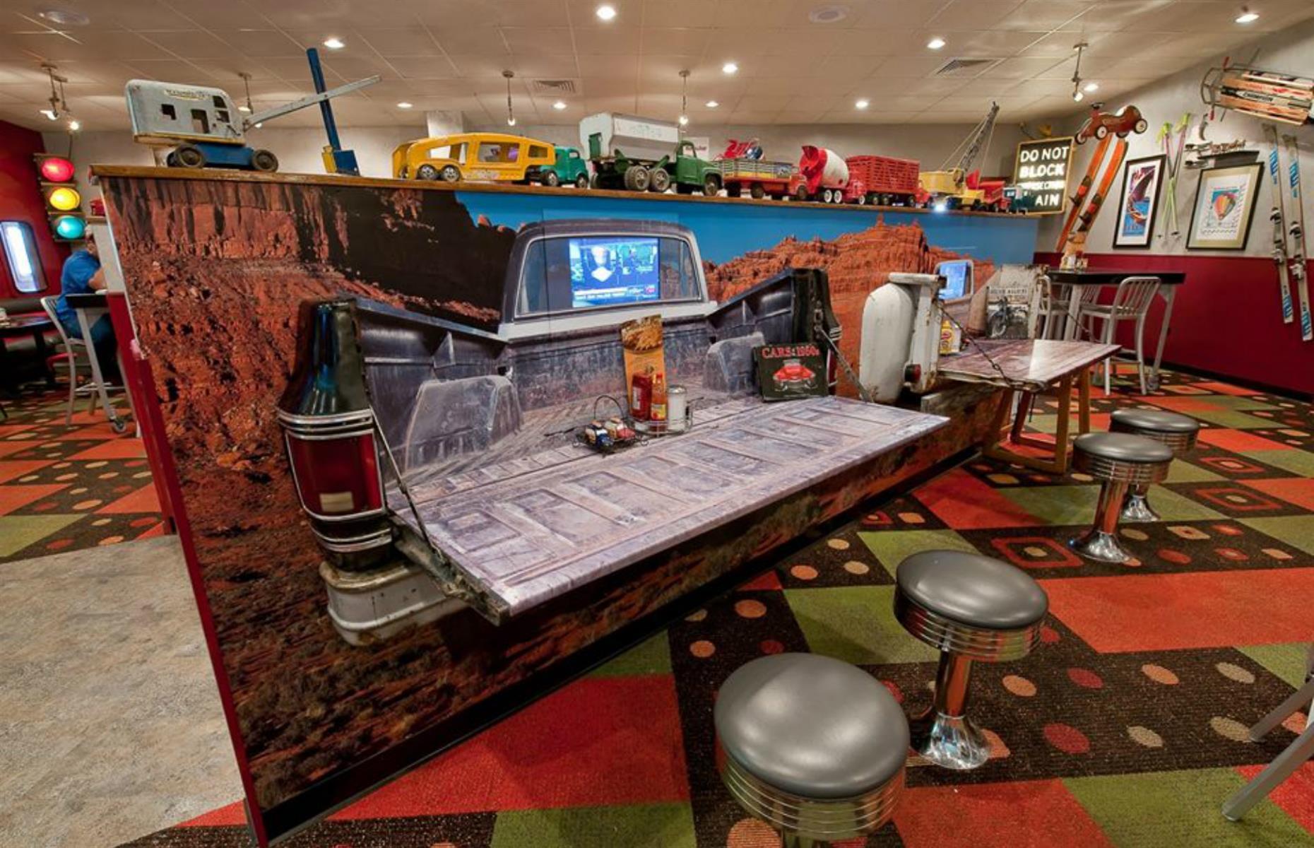 5. Alabama: Derailed Diner, Oasis Travel Center, Robertsdale