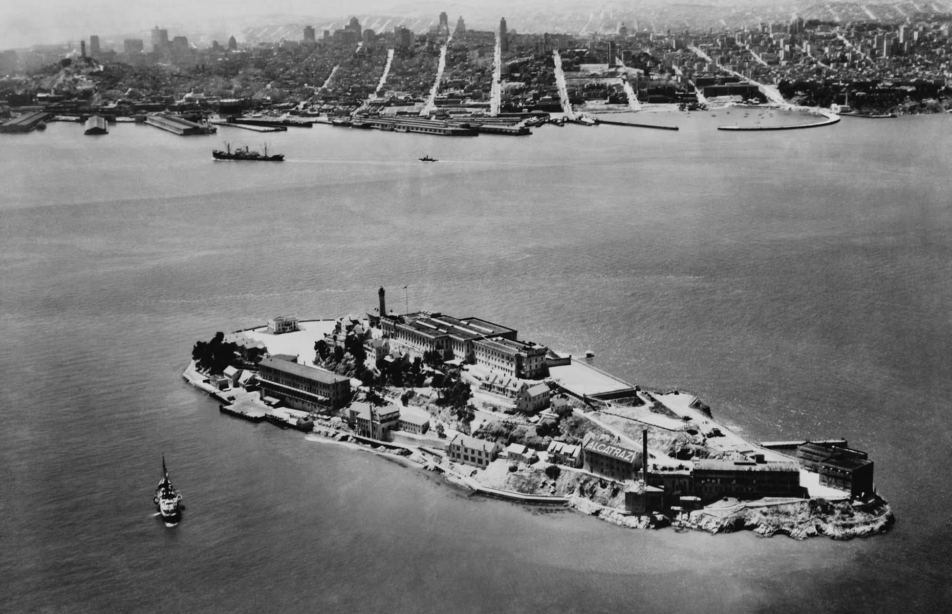 1934: Alcatraz takes America’s most wanted