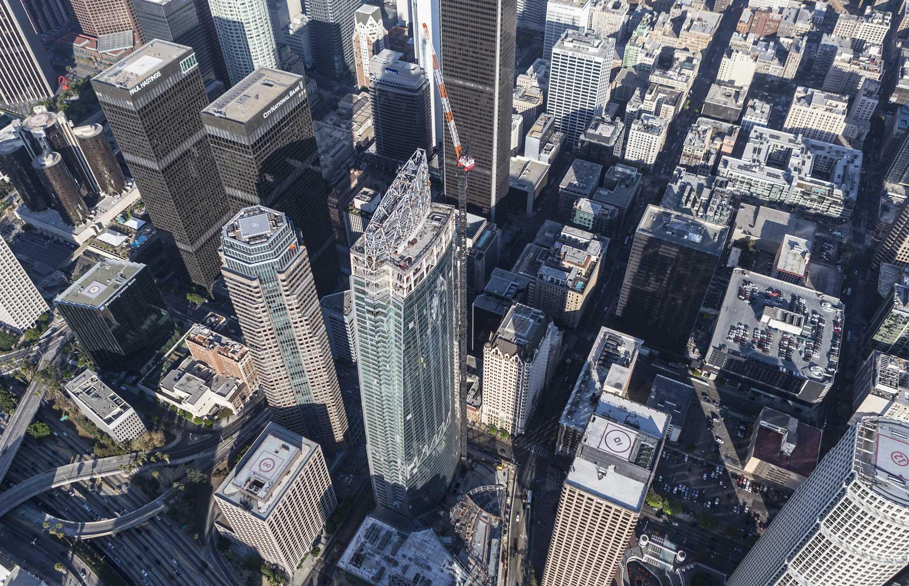 16. 335m – Wilshire Grand Center, Los Angeles, California