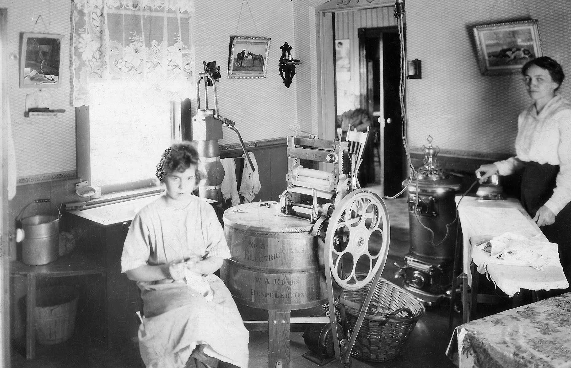 1920s: access to electricity spreads