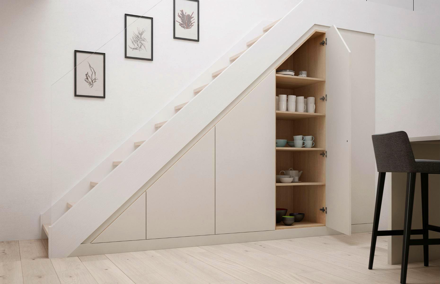 Staircase with built-in storage
