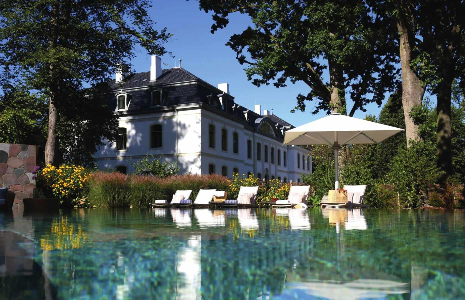 Weissenhaus: a historic estate