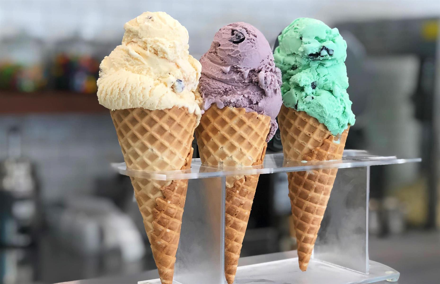 North Dakota: Scoop N Dough Candy Co., Fargo