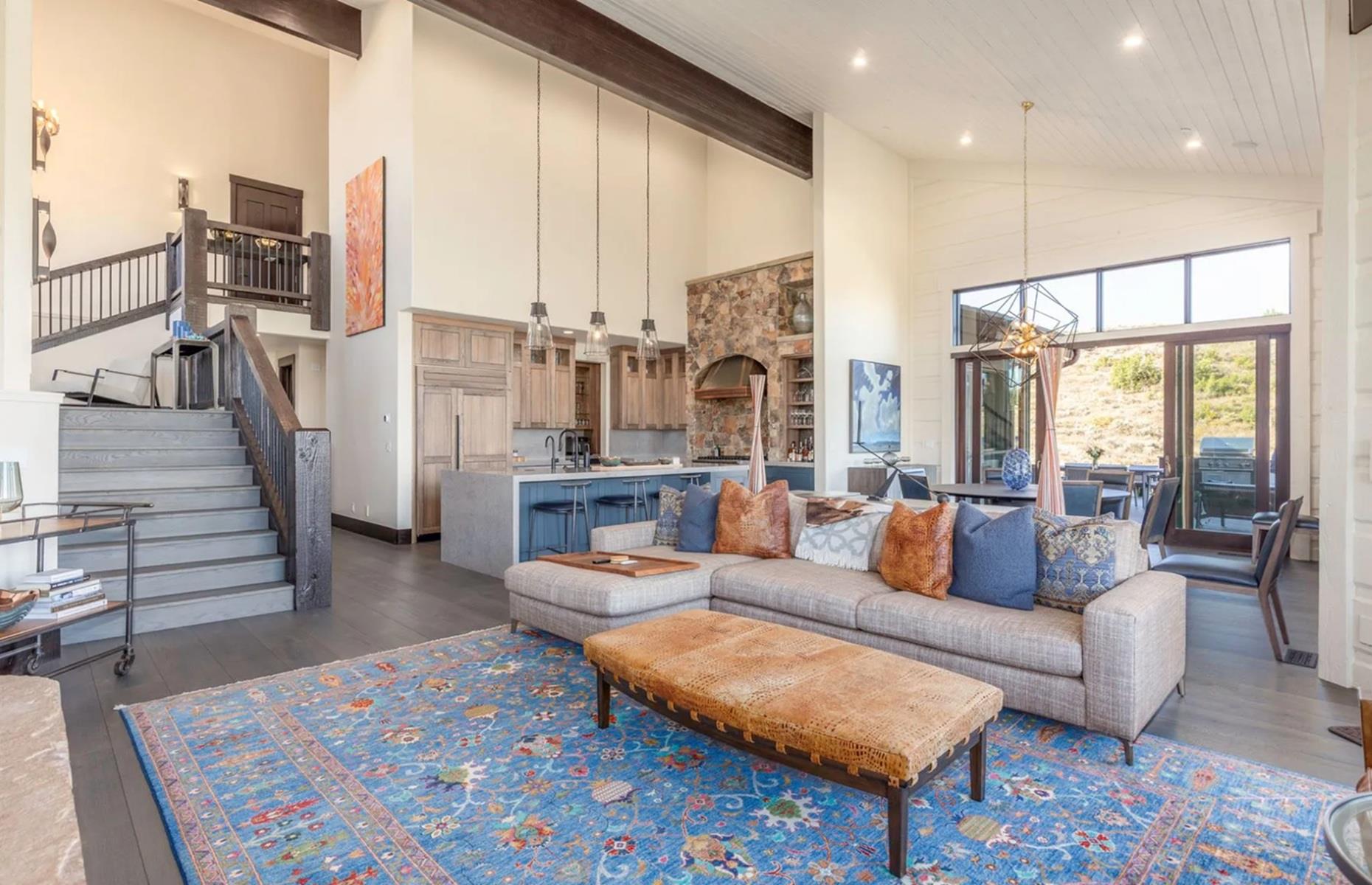 Victory Ranch: double-height rooms